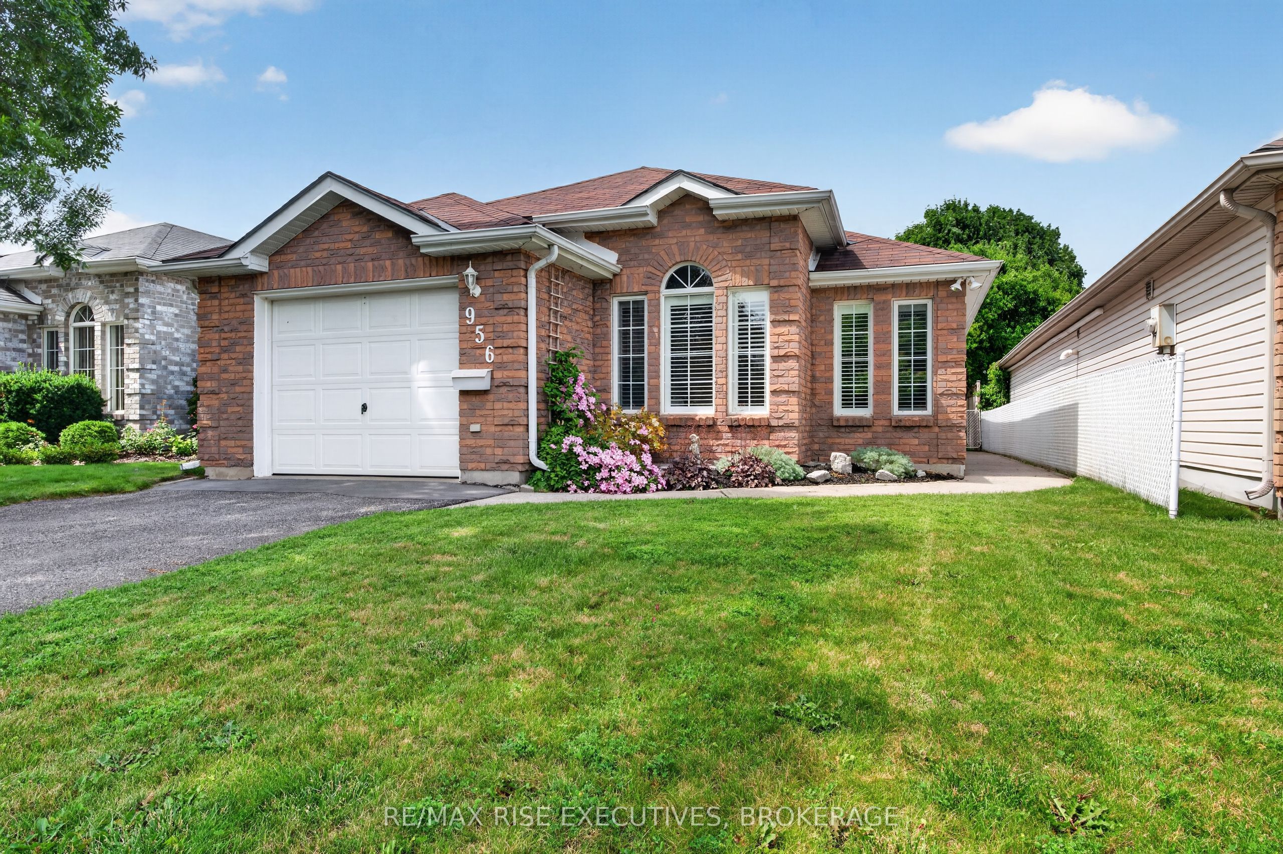 956 Ringstead Street, Kingston, ON K7M 8V2 photo 3