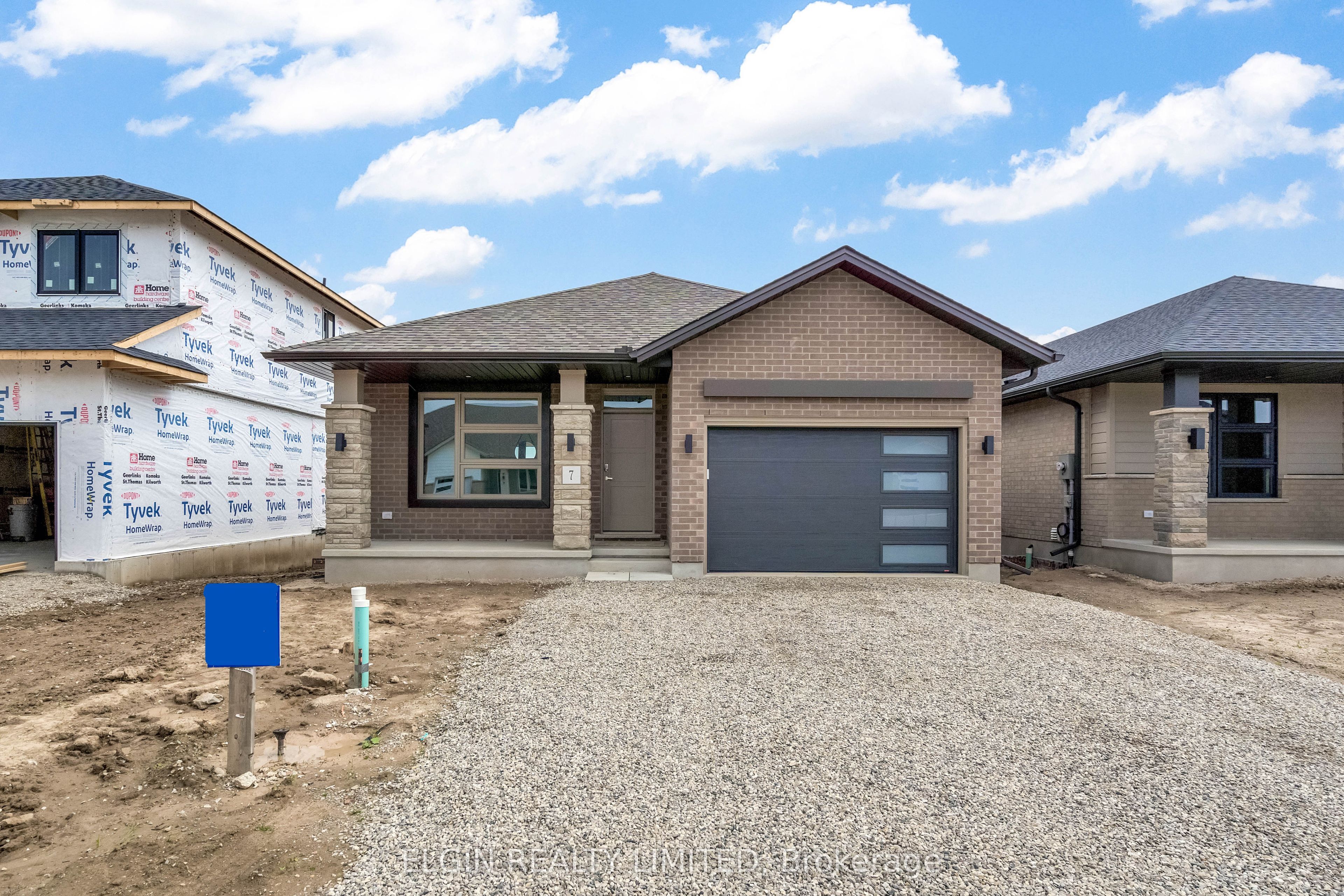 7 Finch Street, Tillsonburg, ON N4G 0L9