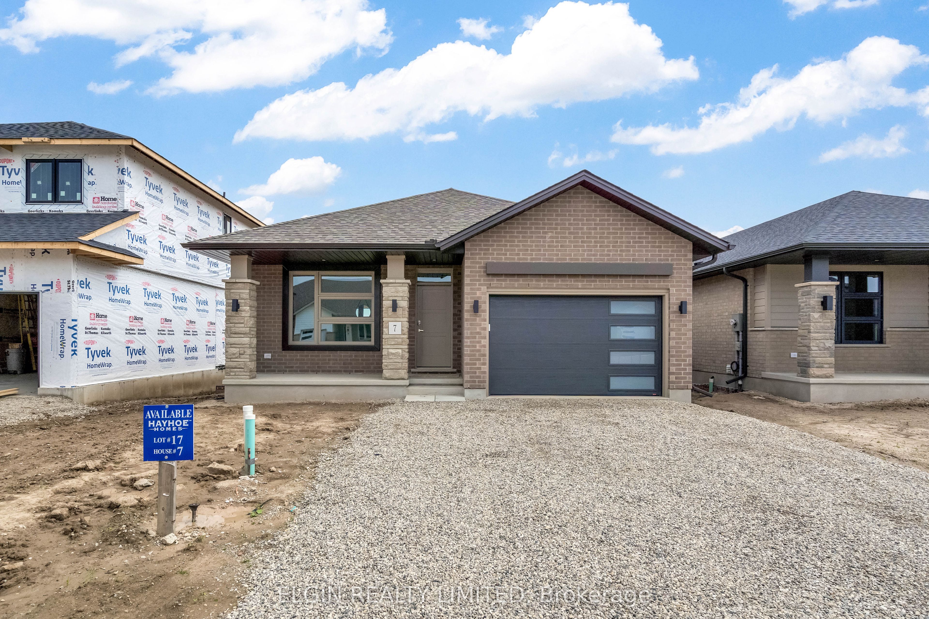 7 Finch Street, Tillsonburg, ON N4G 0L9 photo 3