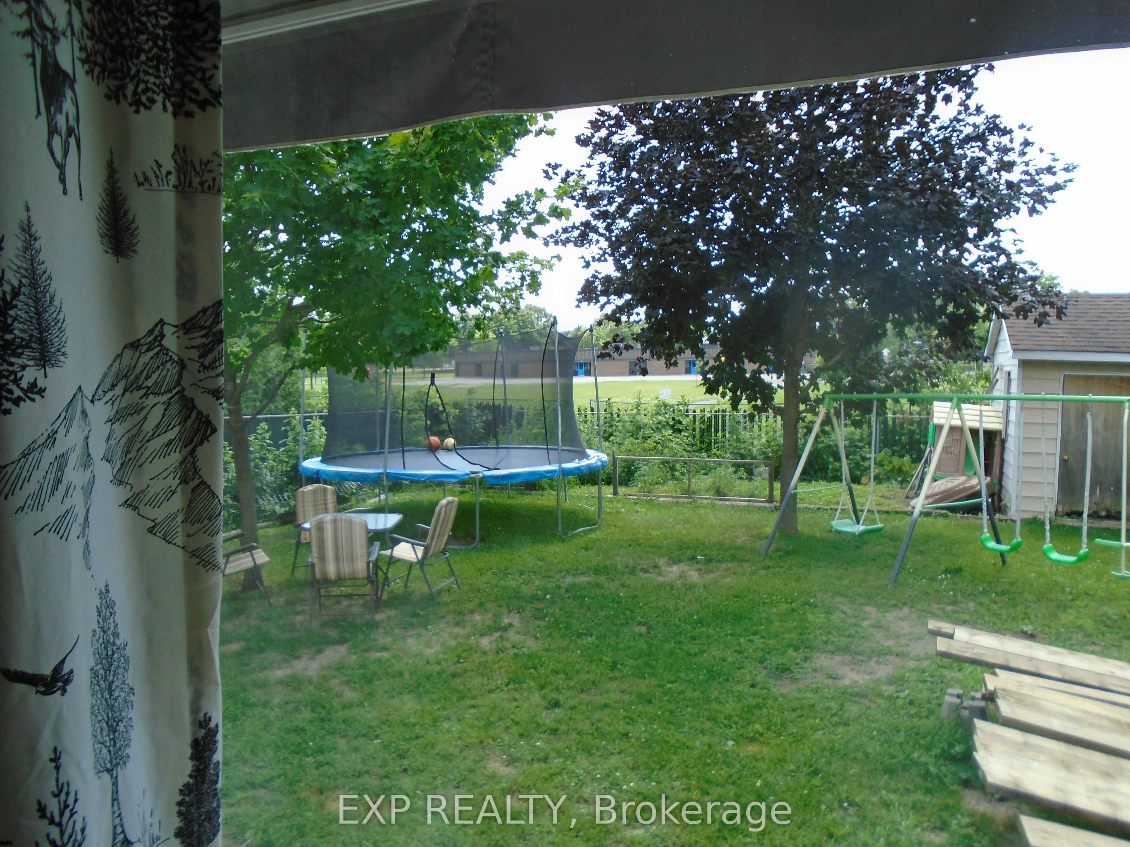 1725 Bonaventure Terrace, Orleans - Convent Glen and Area, ON K1C 1W5 photo 4