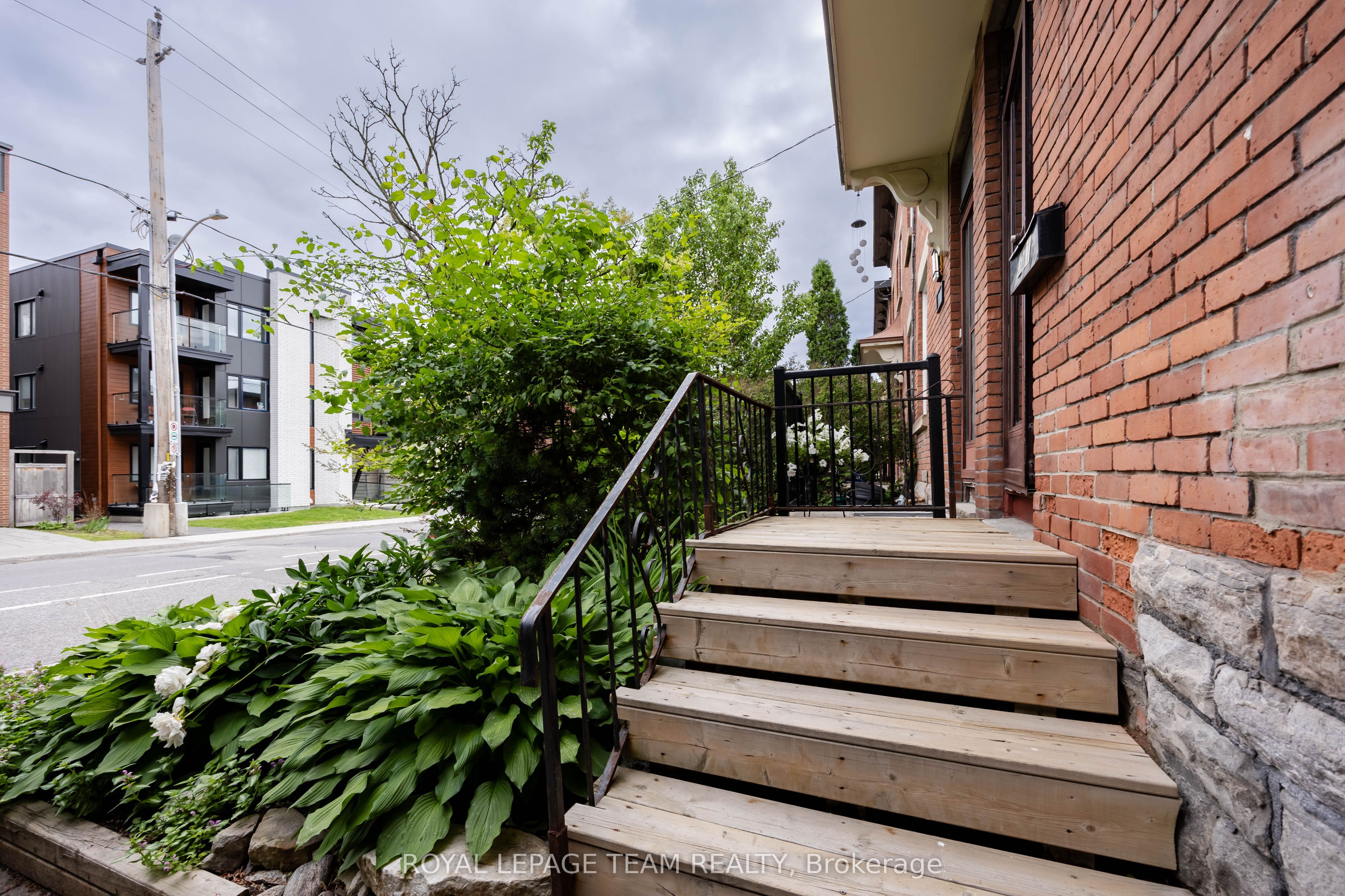 301 Somerset Street E, Lower Town - Sandy Hill, ON K1N 6V9 photo 4