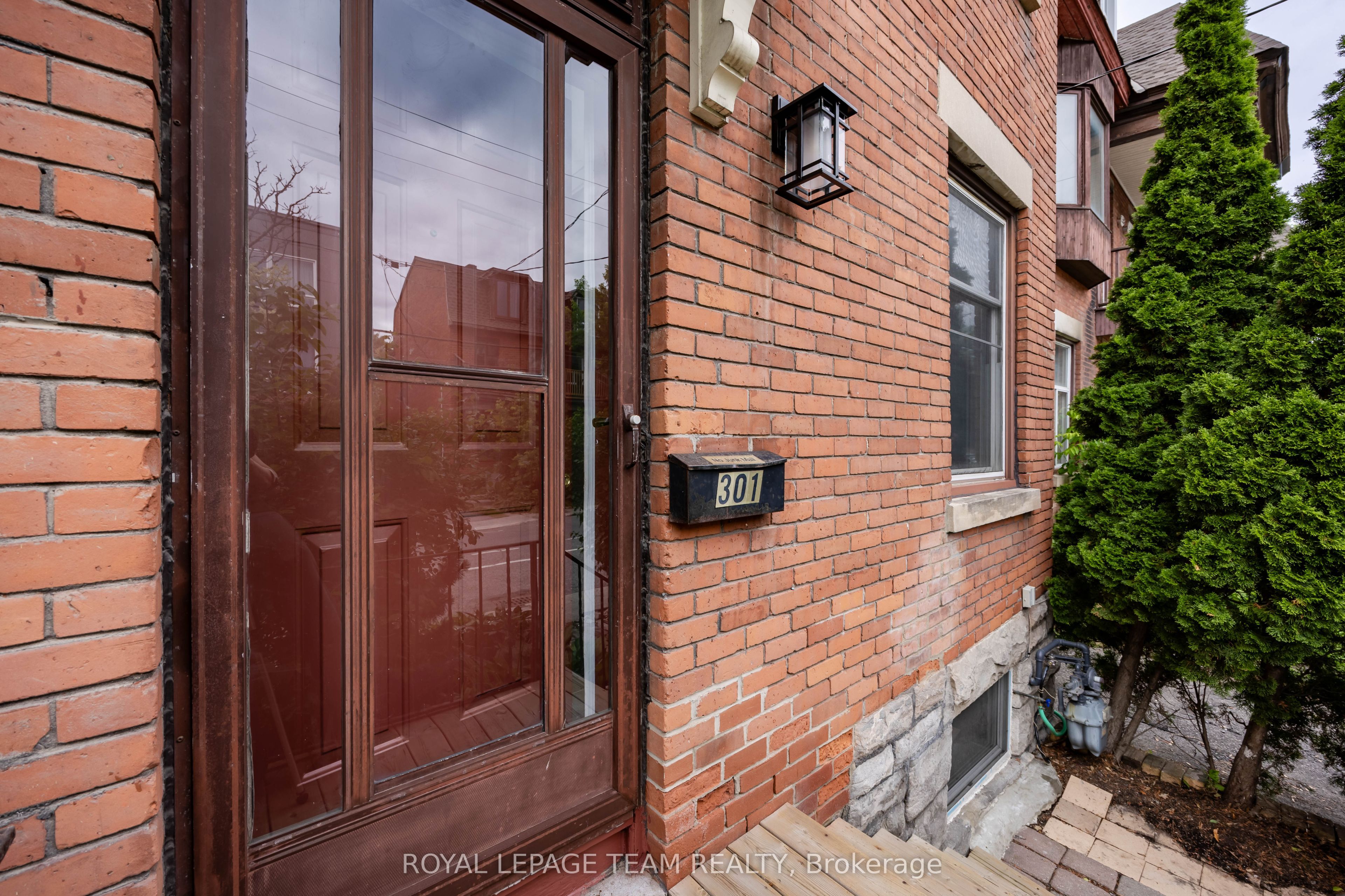301 Somerset Street E, Lower Town - Sandy Hill, ON K1N 6V9 photo 5