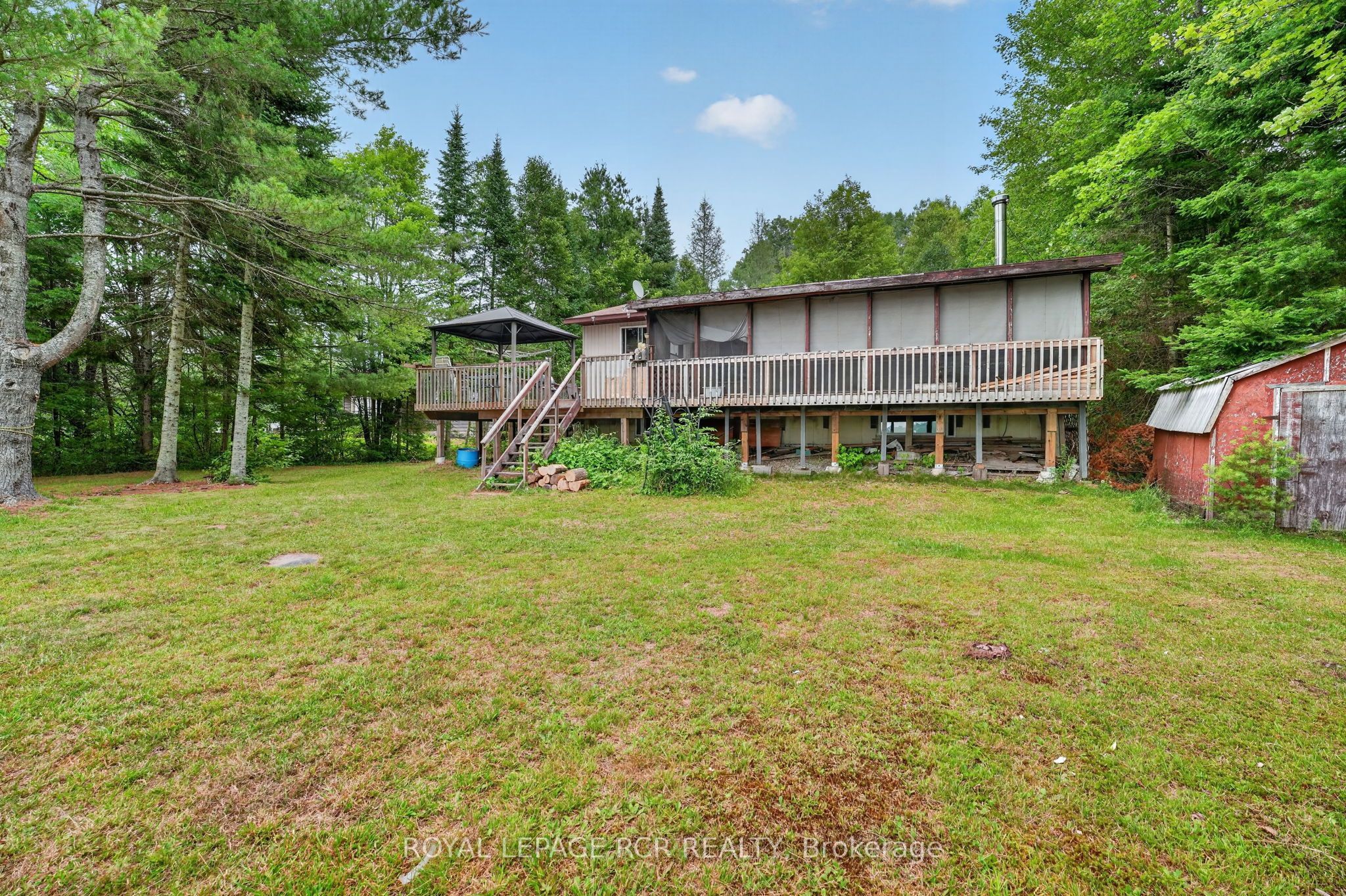 1101 Peter Road, Bracebridge, ON P1L 1X3 photo 2