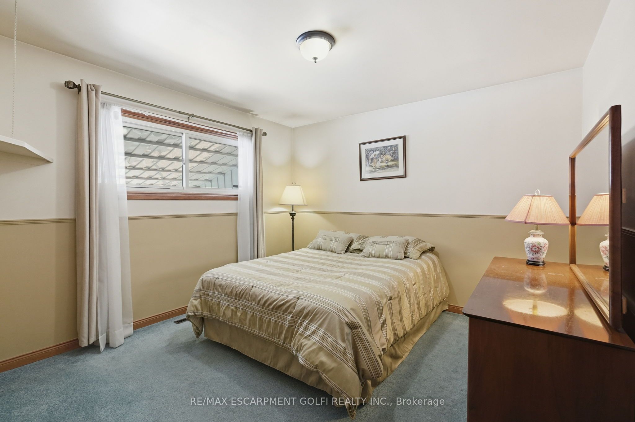 6 Beaconsfield Drive, Hamilton, ON L8T 2W8 photo 4