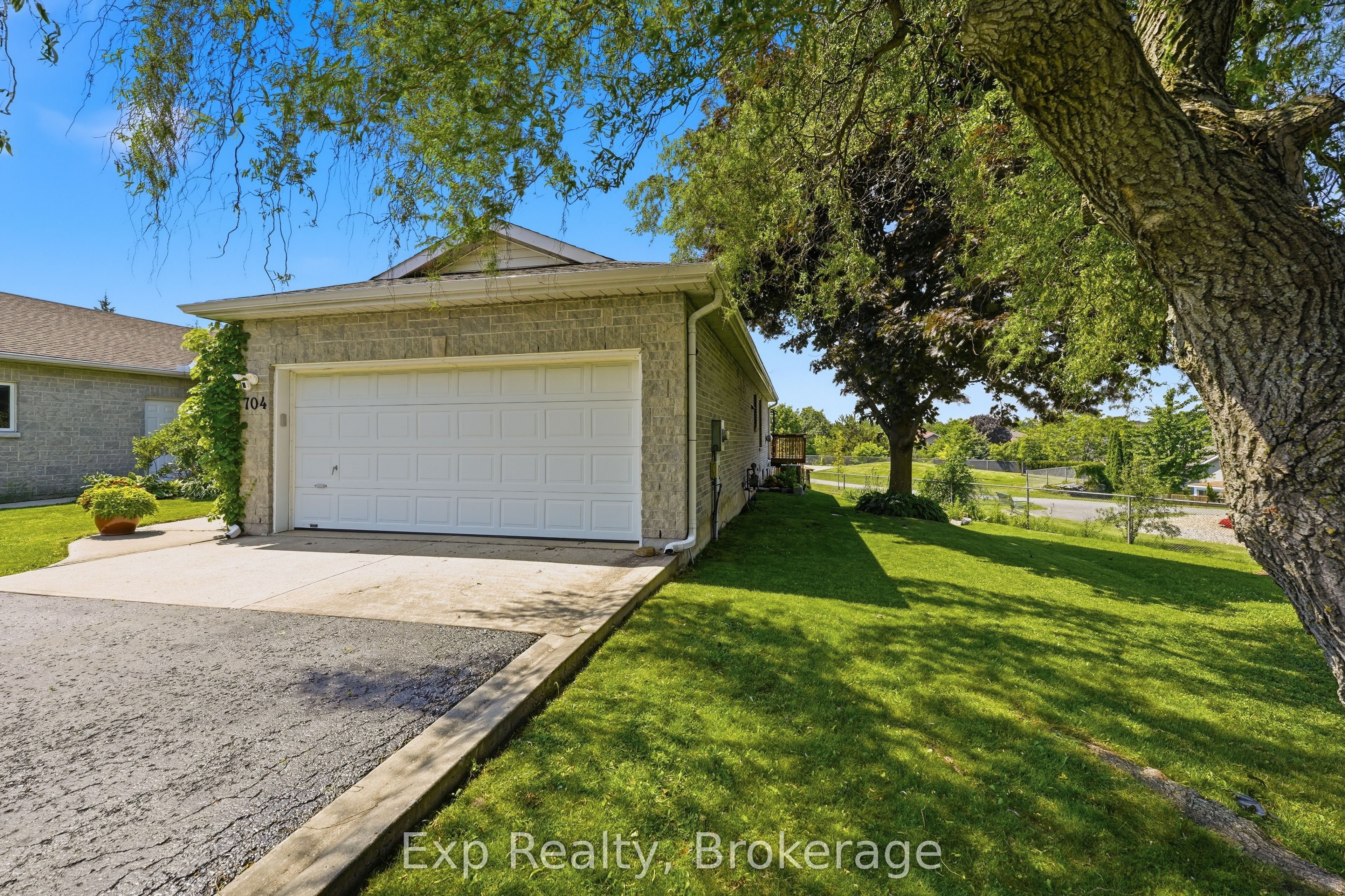 704 Millwood Drive, Kingston, ON K7M 8Z1 photo 5