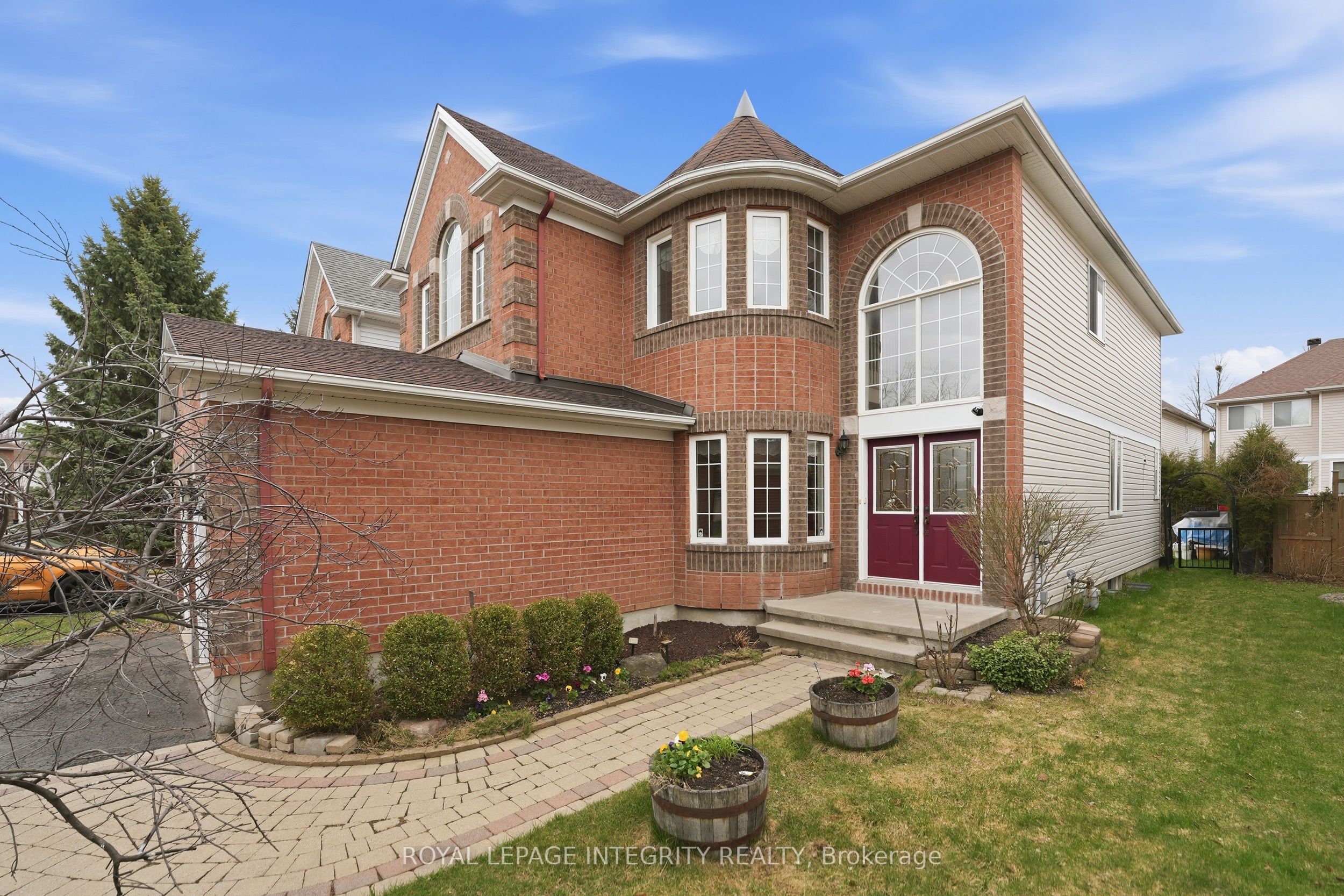 46 Catterick Crescent, Kanata, ON K2K 3M6 photo 2
