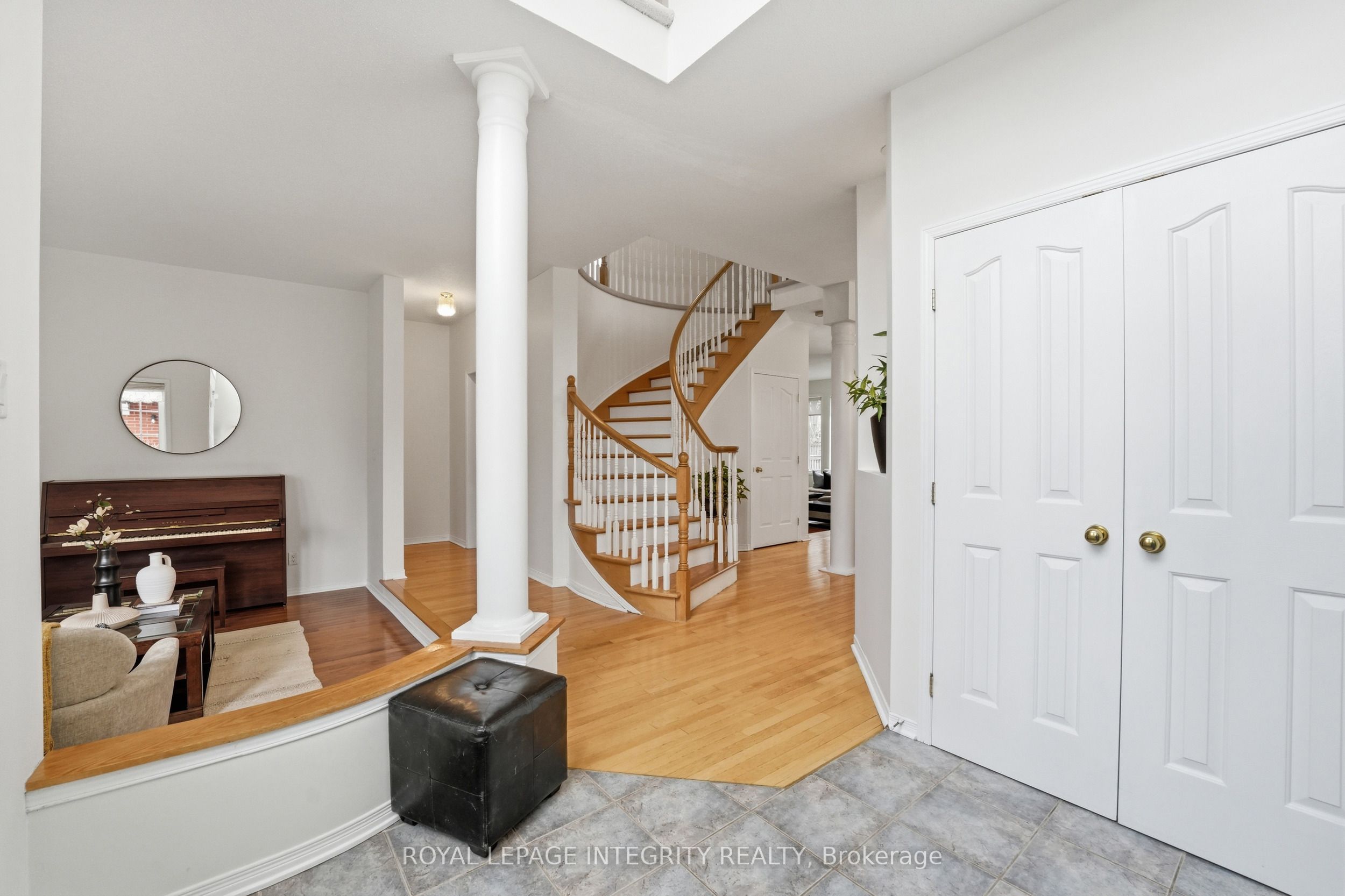 46 Catterick Crescent, Kanata, ON K2K 3M6 photo 4