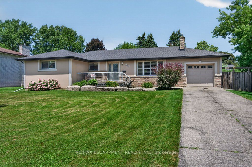 100 Alderson Drive, Hamilton, ON L9B 1G5