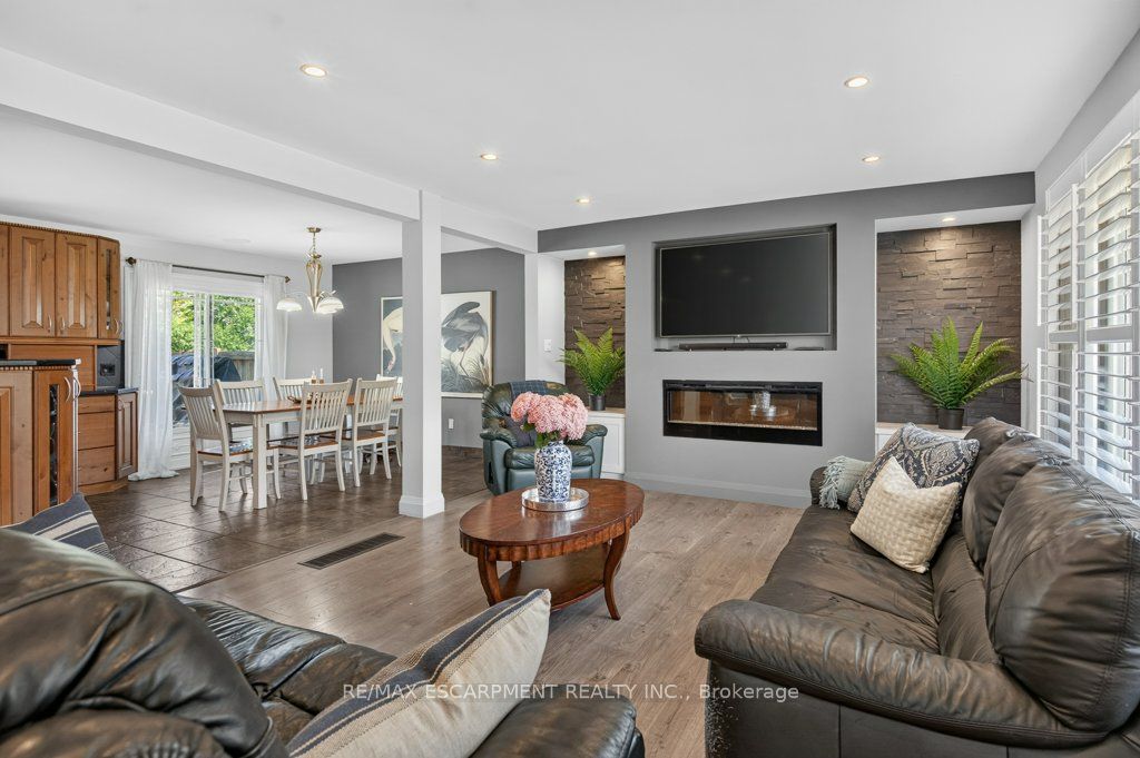 100 Alderson Drive, Hamilton, ON L9B 1G5 photo 5