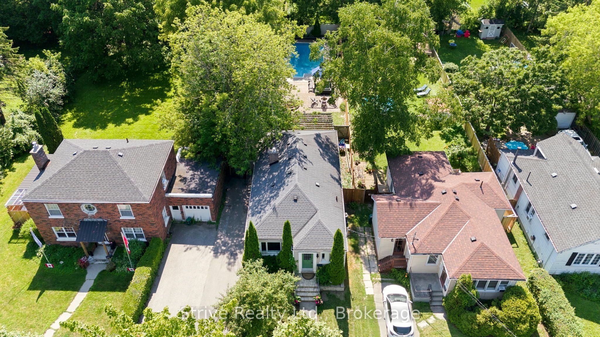 369 Walton Street, Cobourg, ON K9A 3X4 photo 2