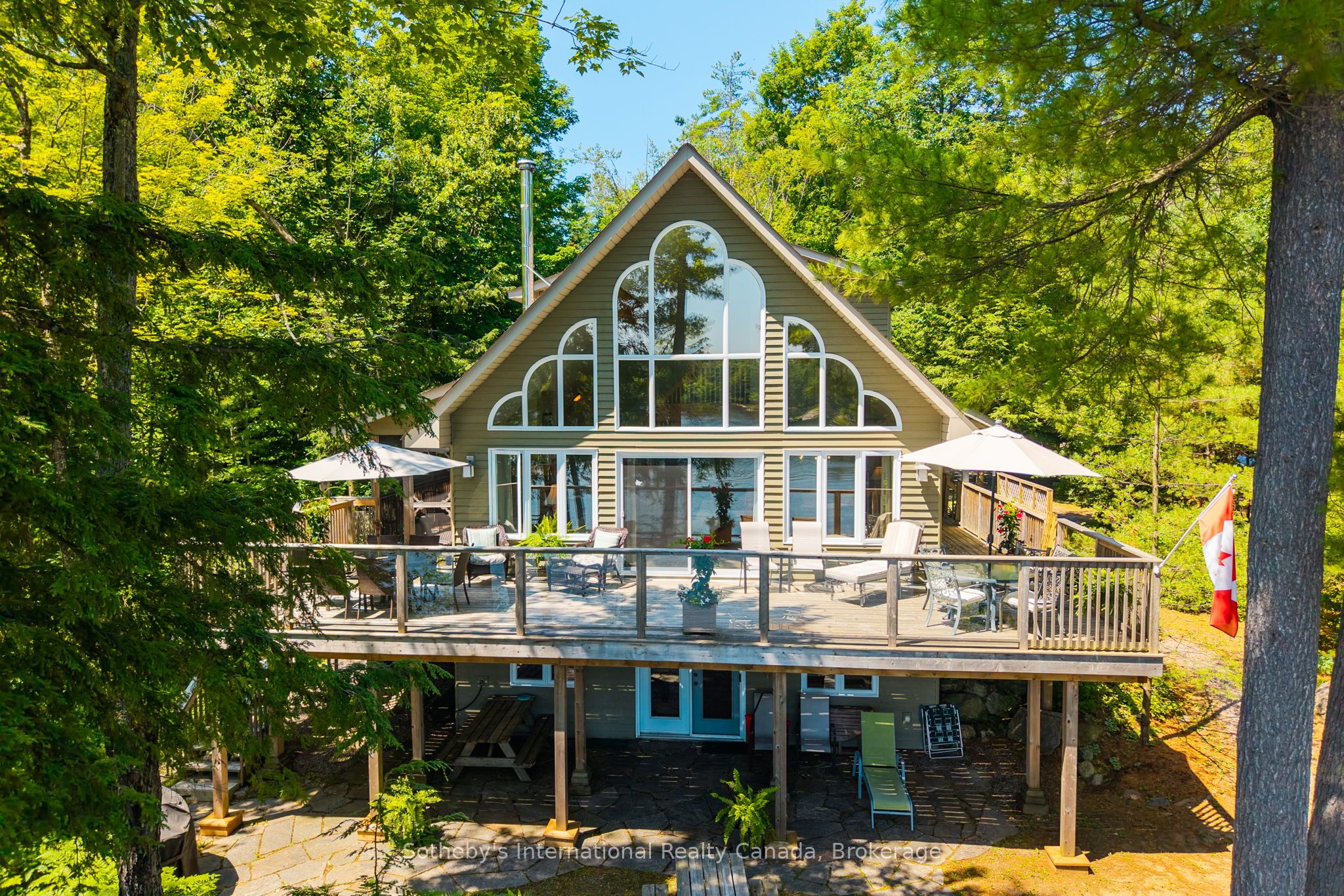 1145 Pine Needle Point Road, Muskoka Lakes, ON P1P 1R2 photo 2