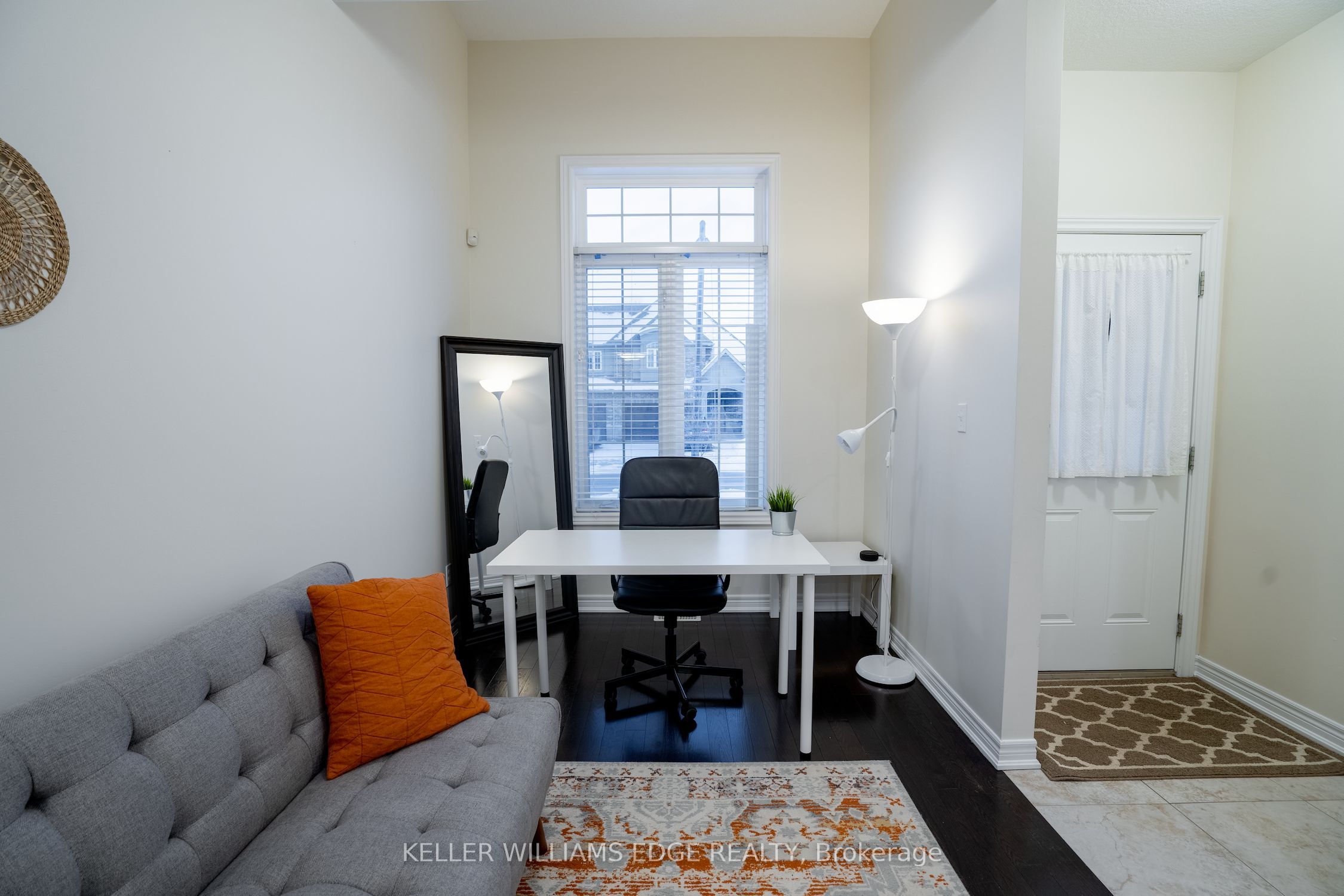 44 Medici Lane, Hamilton, ON L9B 0G9 photo 2