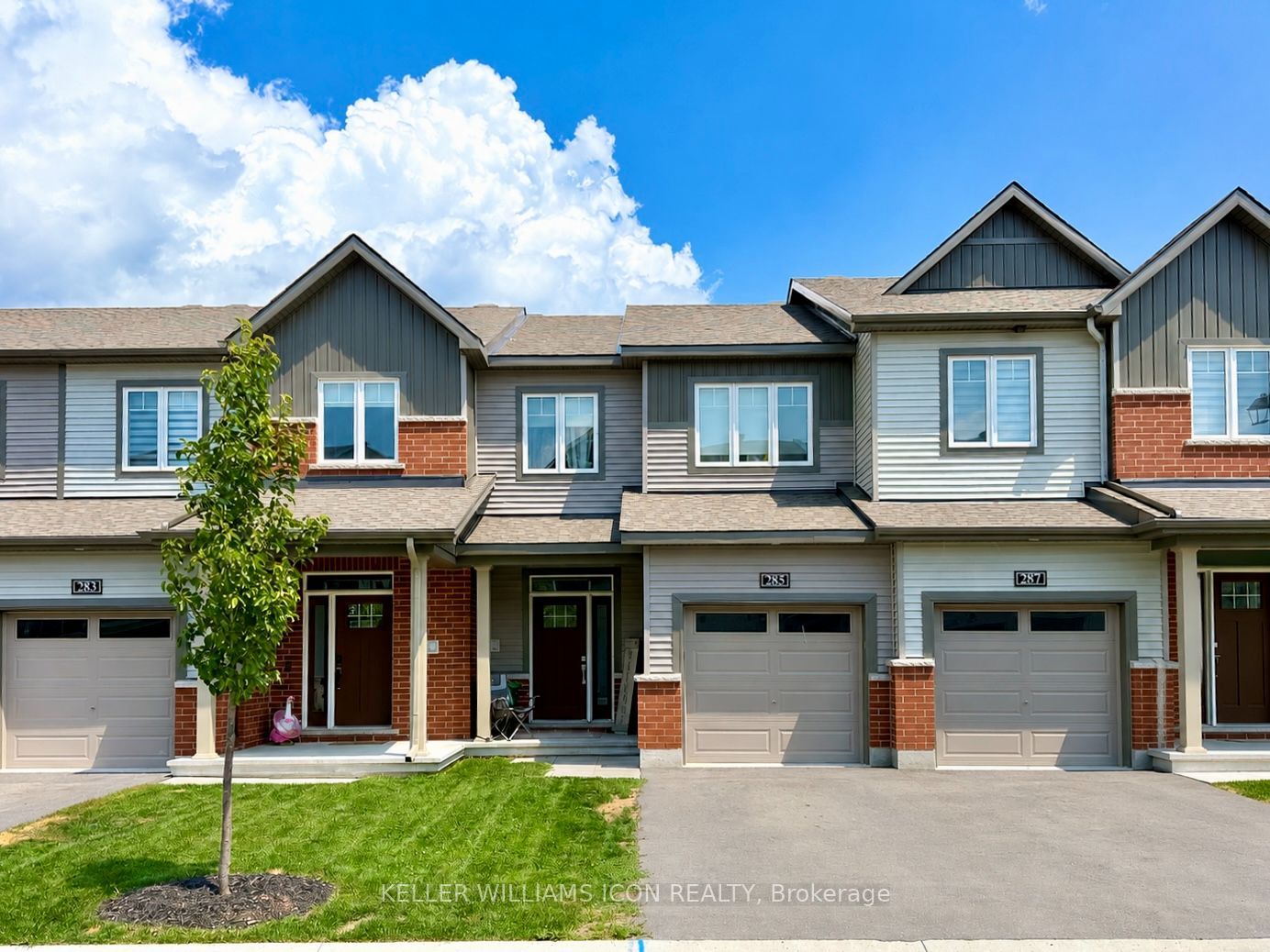 285 Elsie Macgill Walk, Kanata, ON K2W 0L2