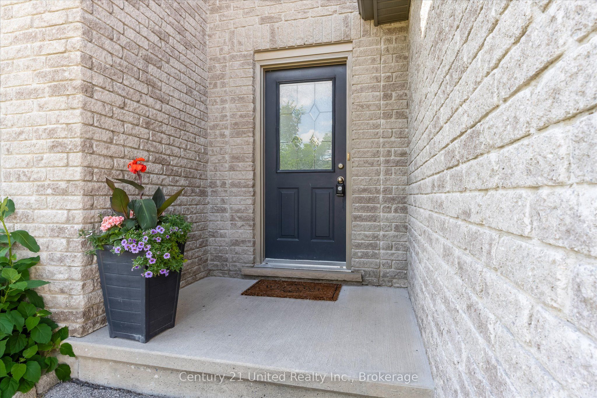 120 Donegal Drive, Brantford, ON N3T 6N4 photo 3