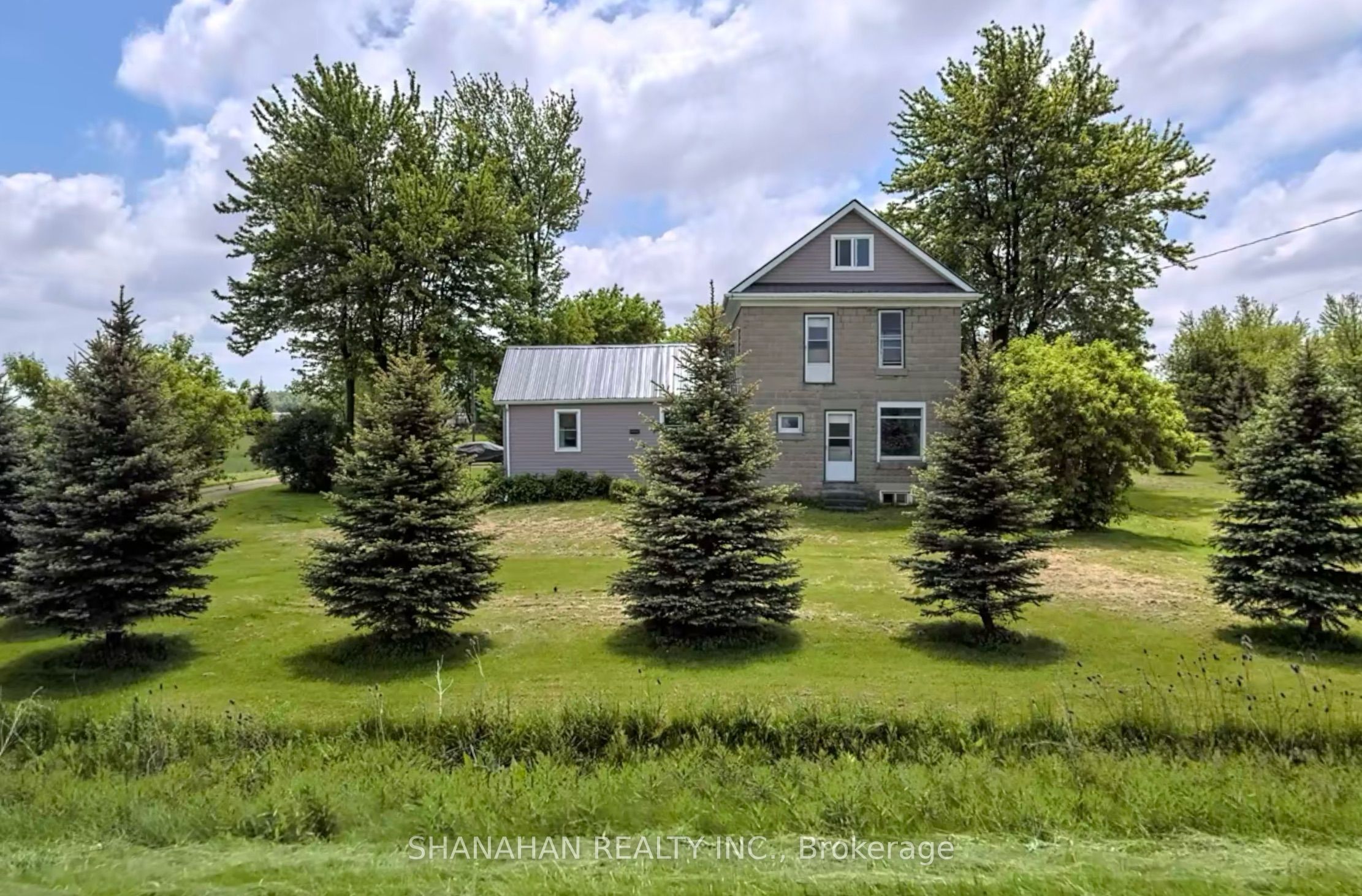 1371 Egremont Drive, Adelaide Metcalfe, ON N0M 2B0 photo 2