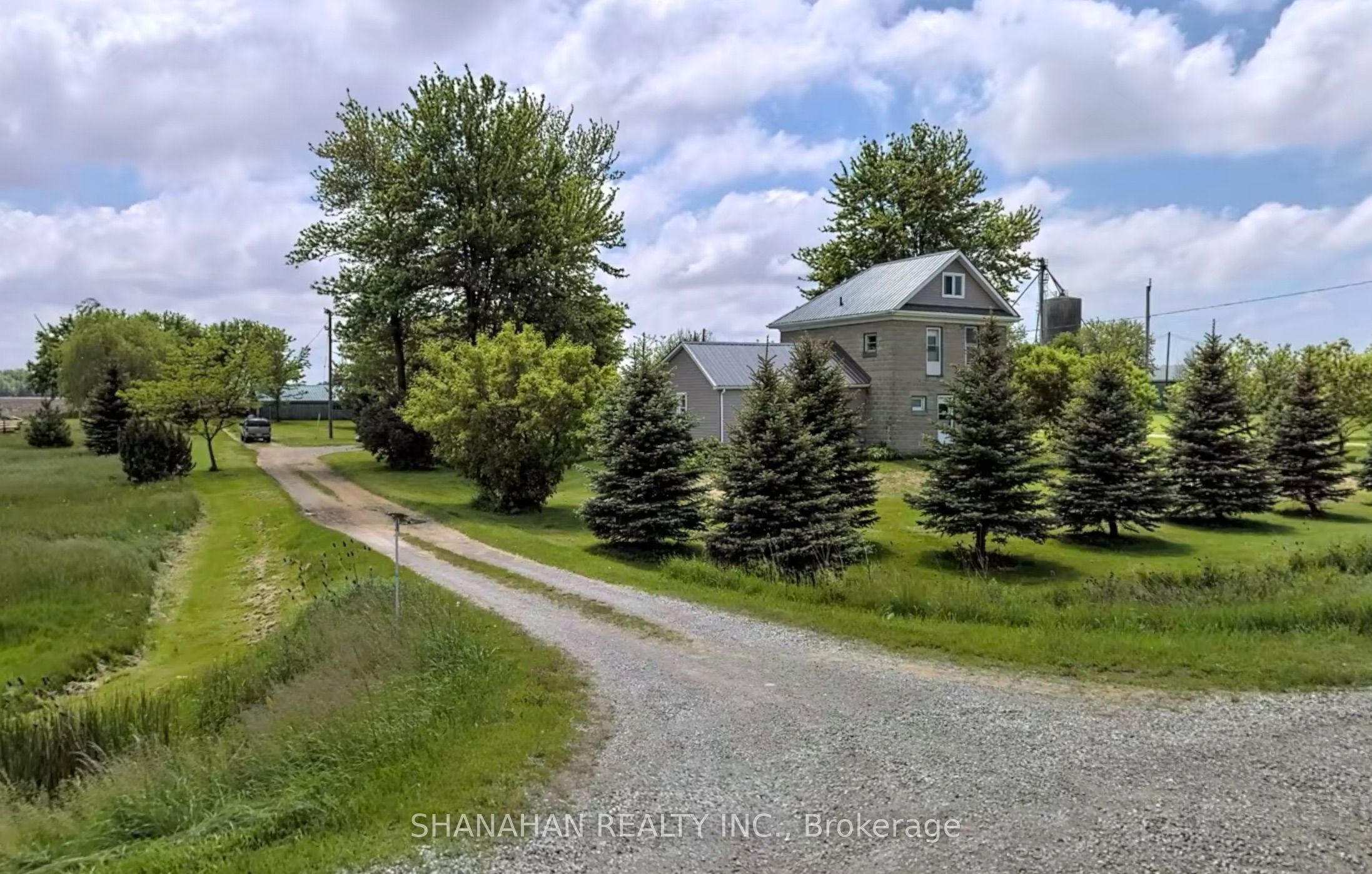 1371 Egremont Drive, Adelaide Metcalfe, ON N0M 2B0 photo 3