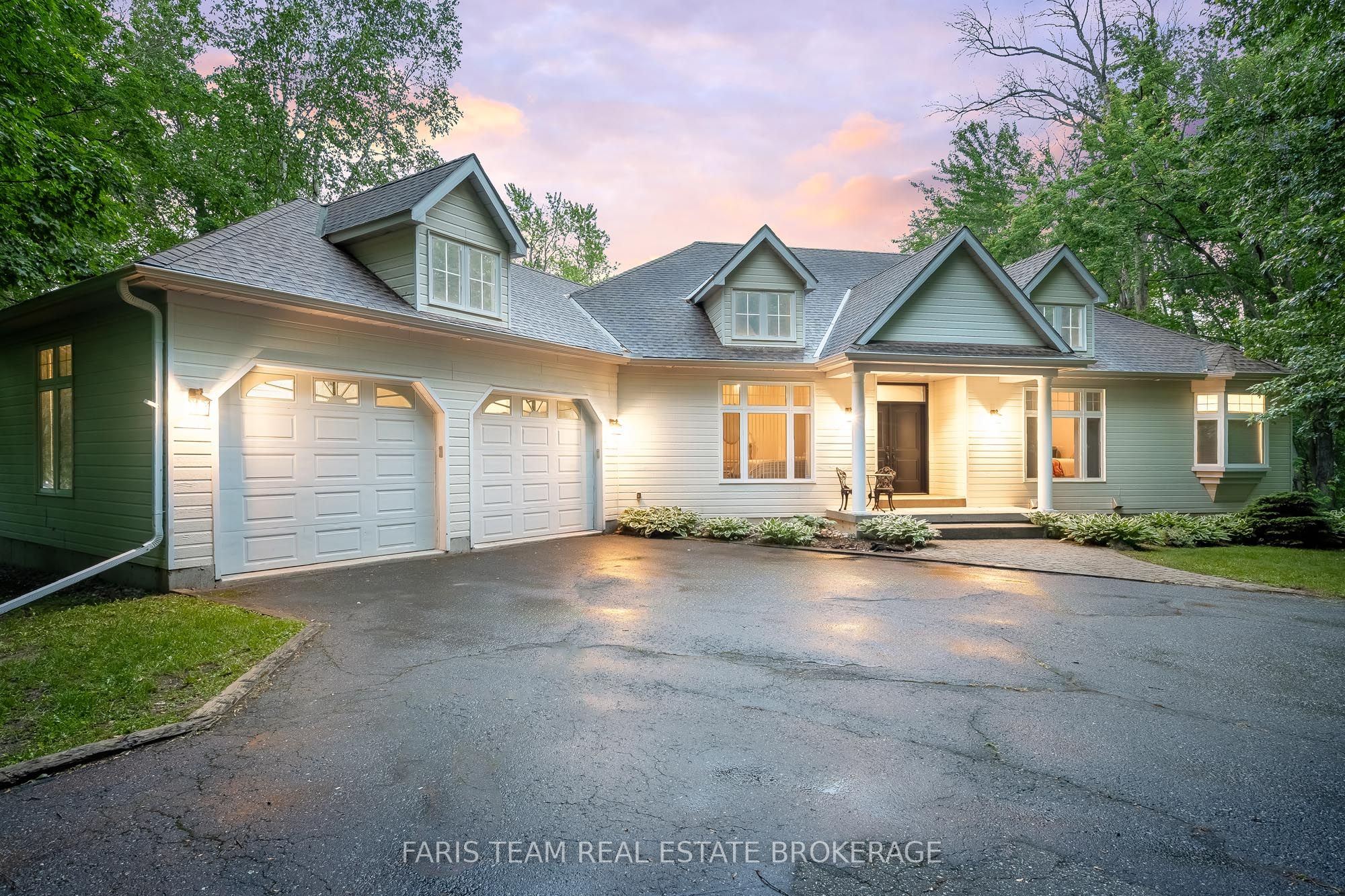 1037 Rockcastle Road, Gravenhurst, ON P0E 1N0