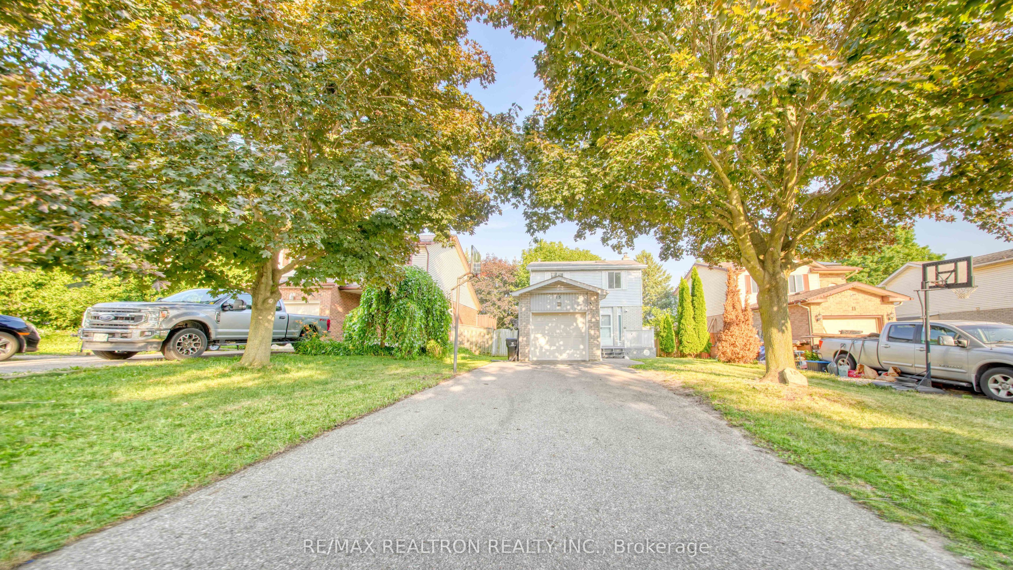 15 Glendan Court, Cambridge, ON N1R 7N4 photo 4