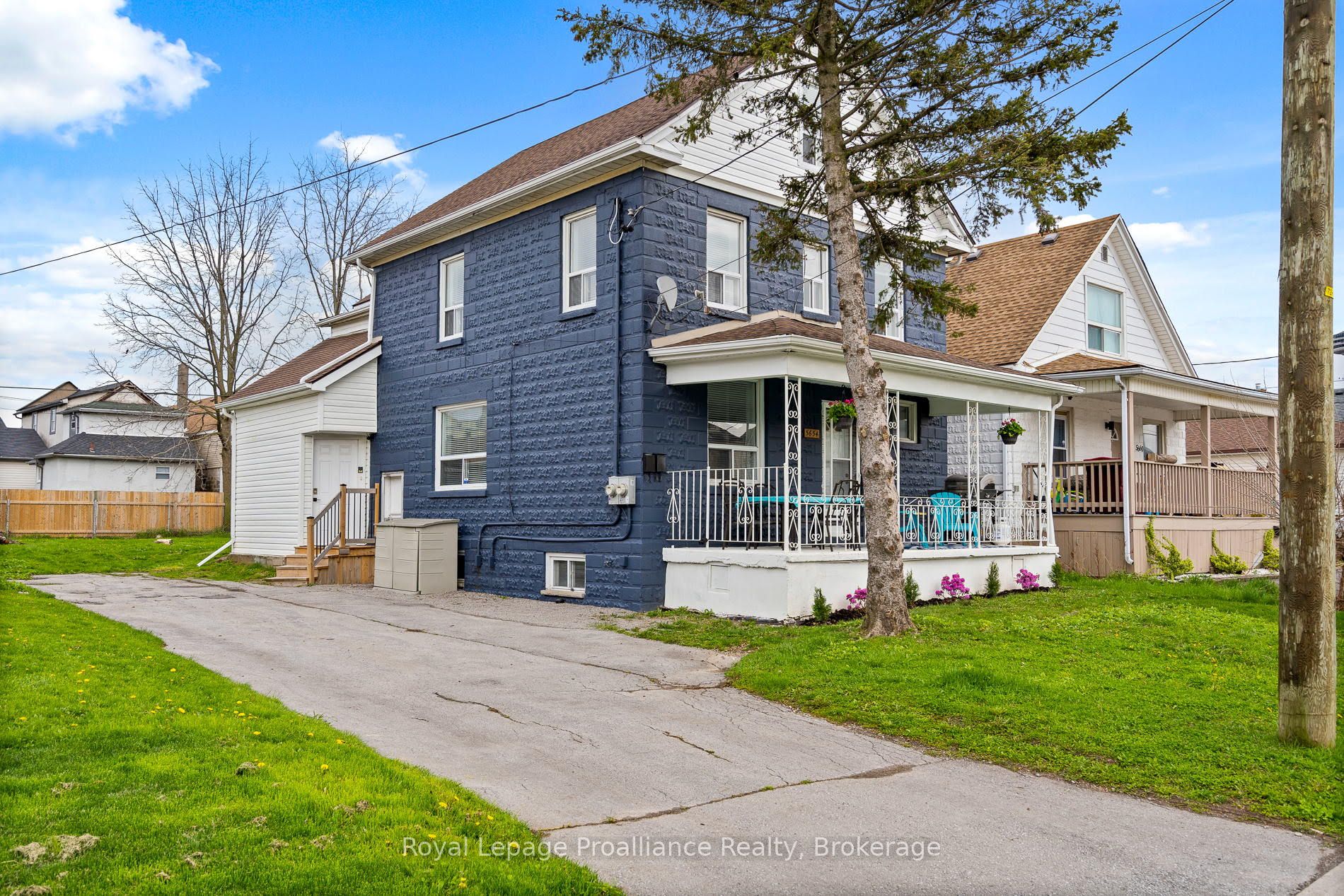 5654 Desson Avenue Upper, Niagara Falls, ON L2G 3T2 photo 2
