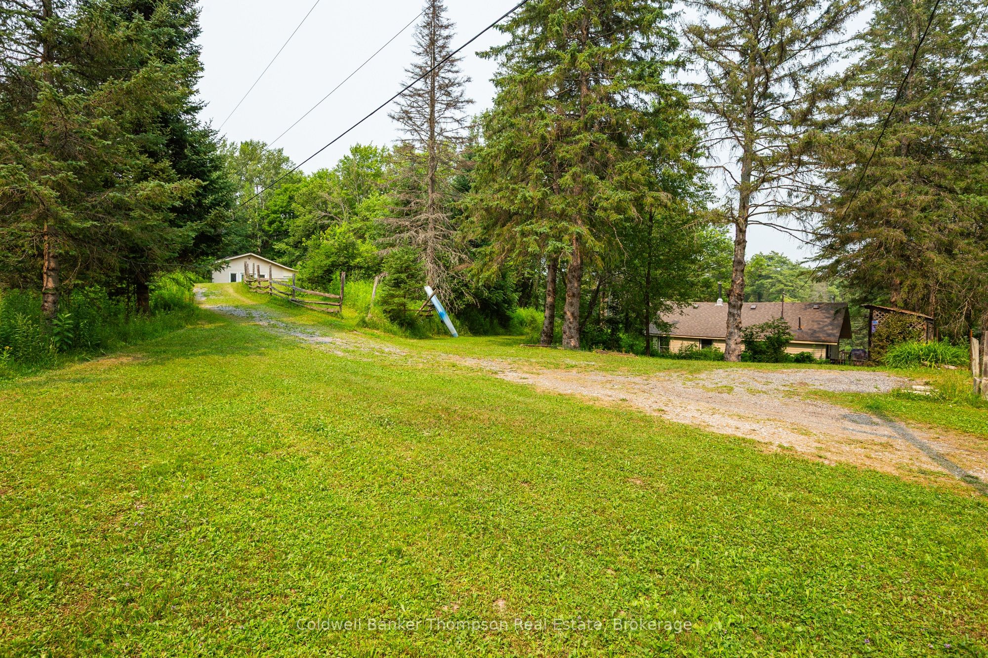 880 Stephenson Rd 2 Road E, Huntsville, ON P0B 1L0 photo 3