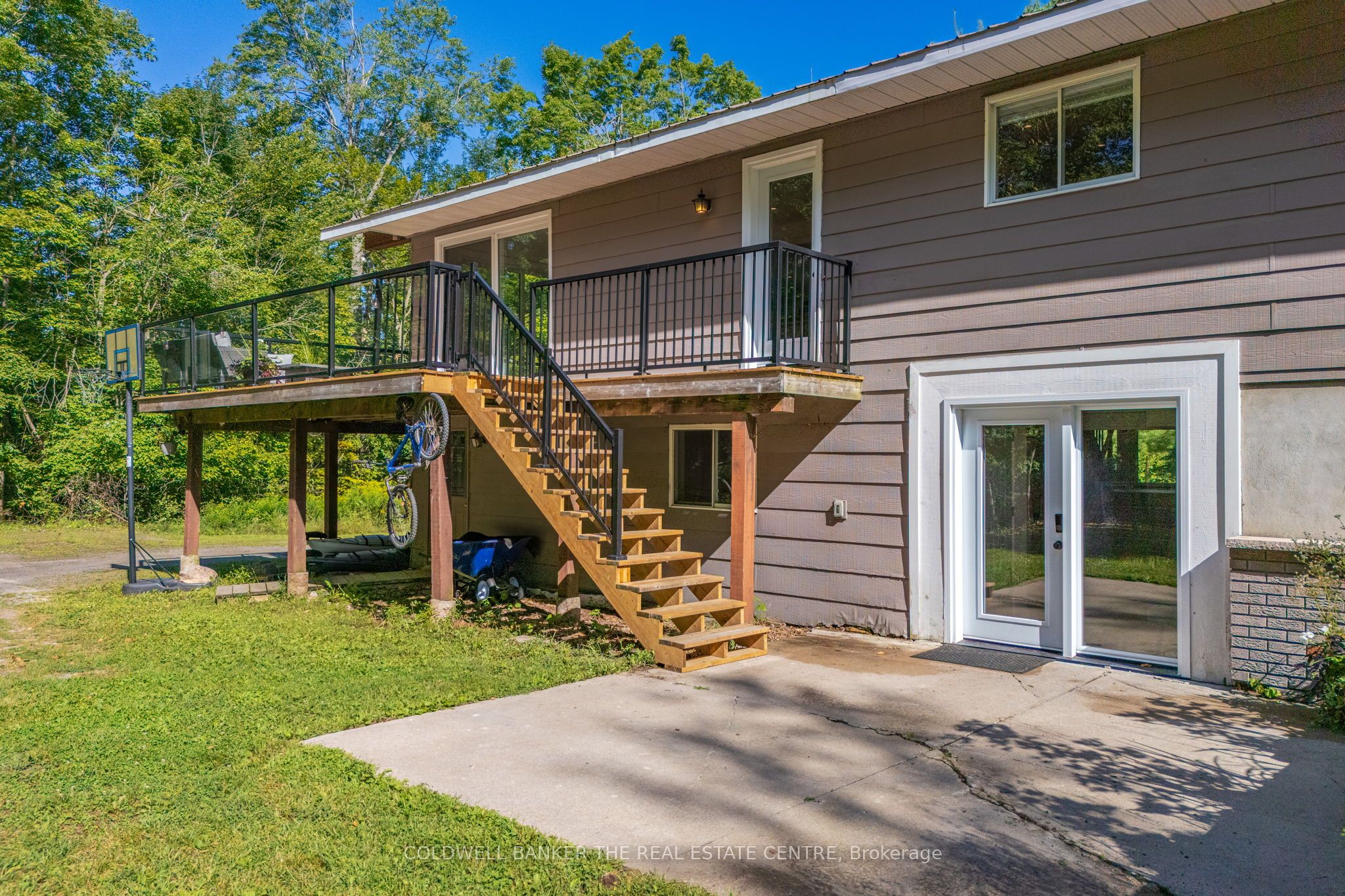1100 Mortimers Point Road, Muskoka Lakes, ON P0B 1J0 photo 5