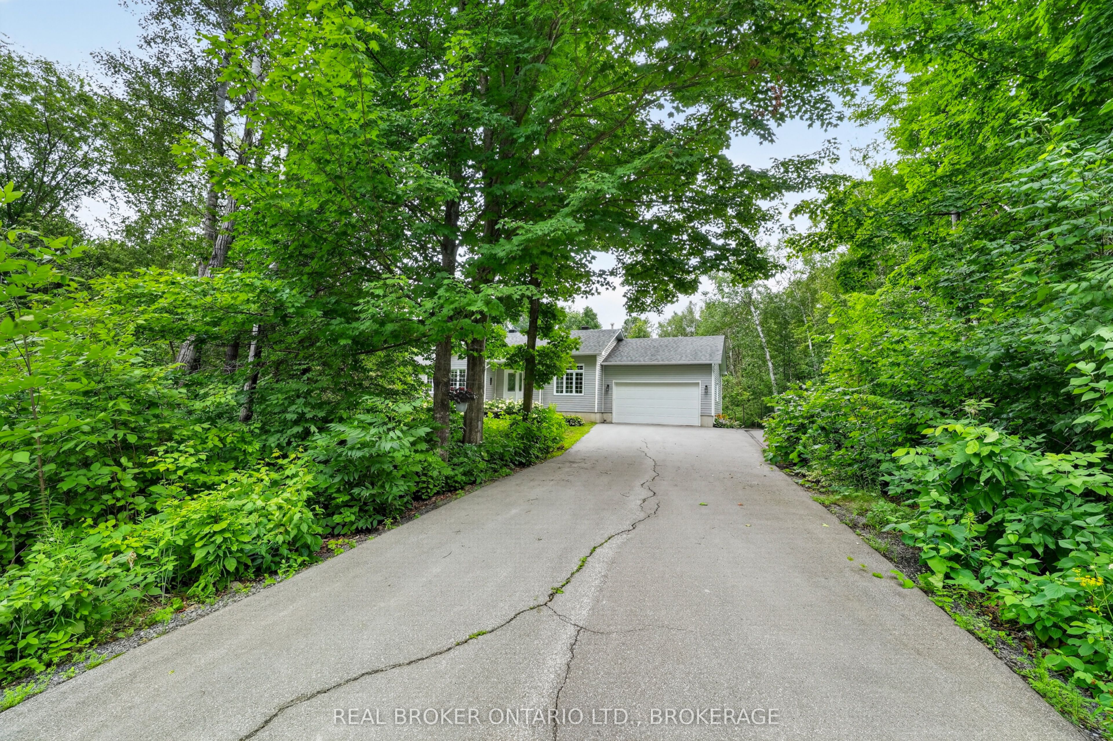 18972 Kenyon Conc Rd 3 Road, North Glengarry, ON K0C 1B0 photo 2