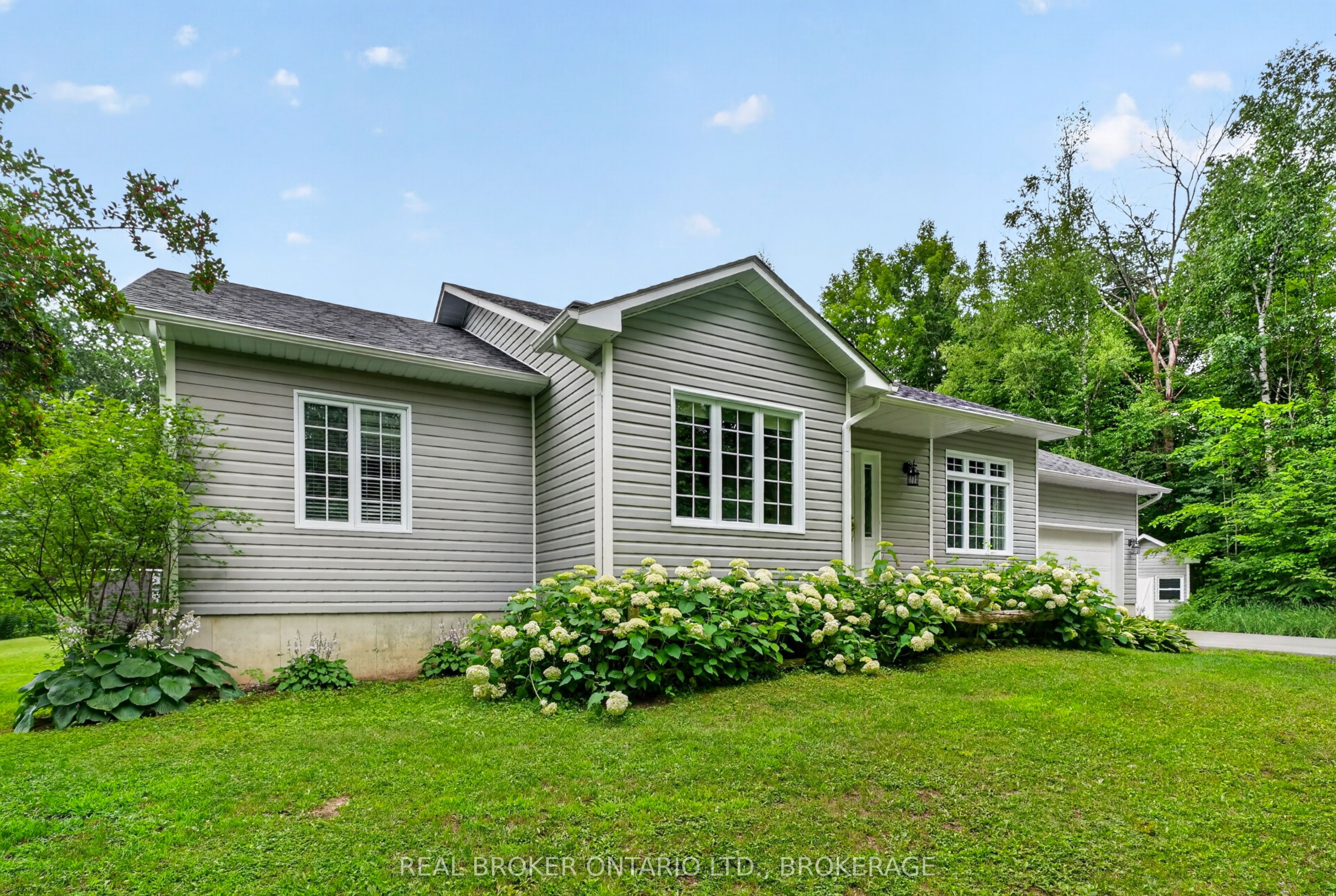 18972 Kenyon Conc Rd 3 Road, North Glengarry, ON K0C 1B0 photo 3
