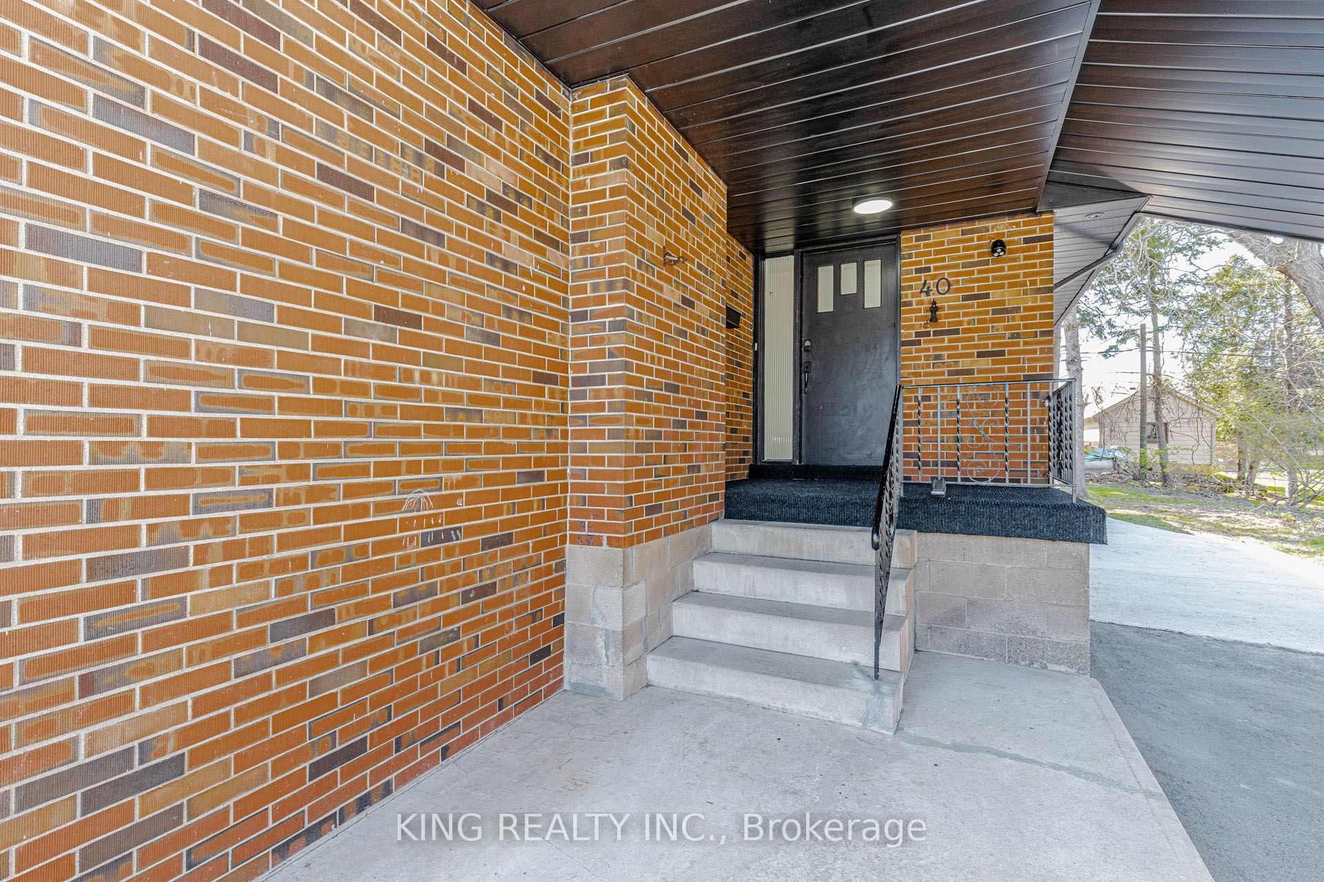 40 Granton Street, Hamilton, ON L8S 3C2 photo 3