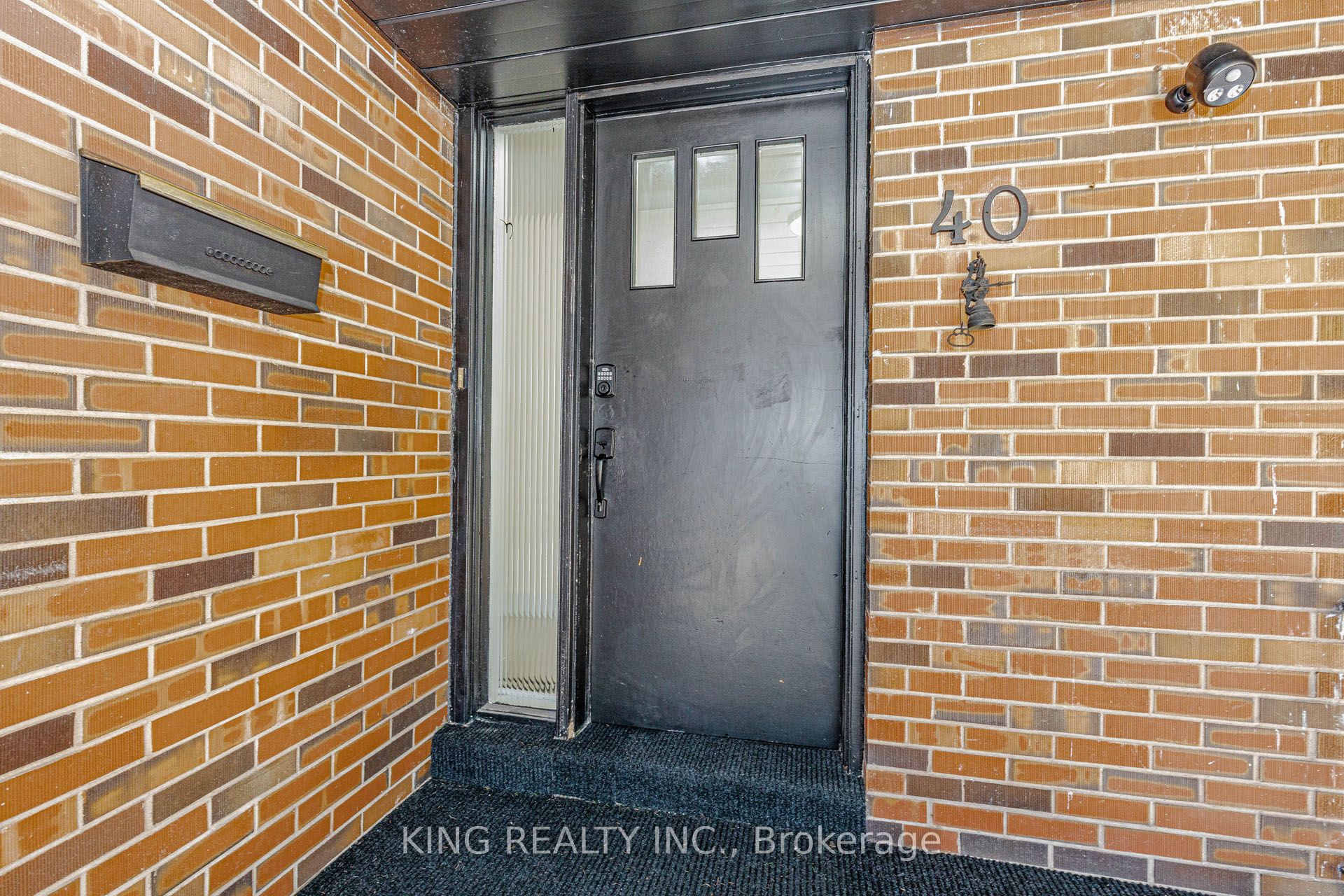 40 Granton Street, Hamilton, ON L8S 3C2 photo 4