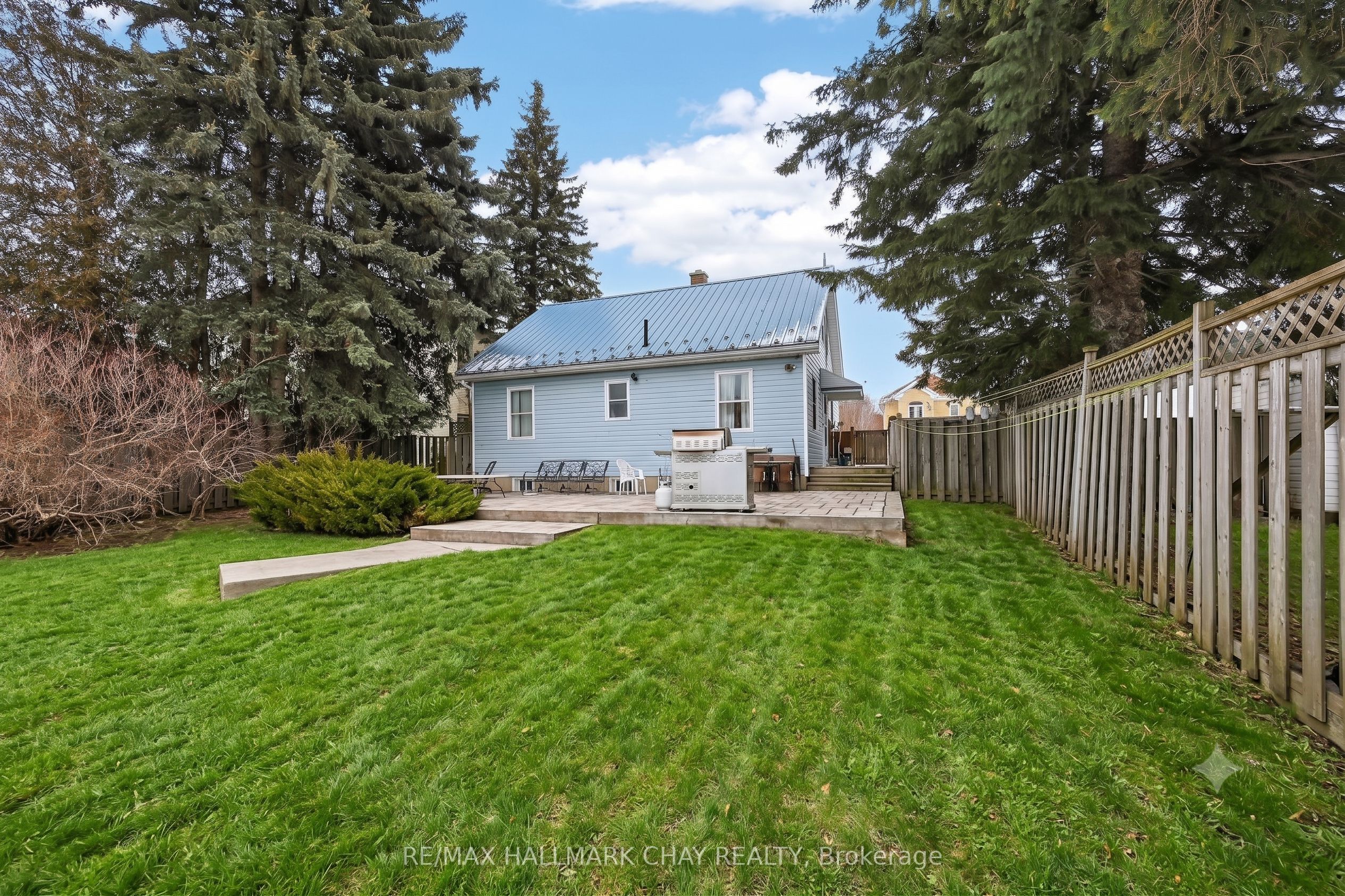 415 Main Street N, Wellington North, ON N0G 2L1 photo 5