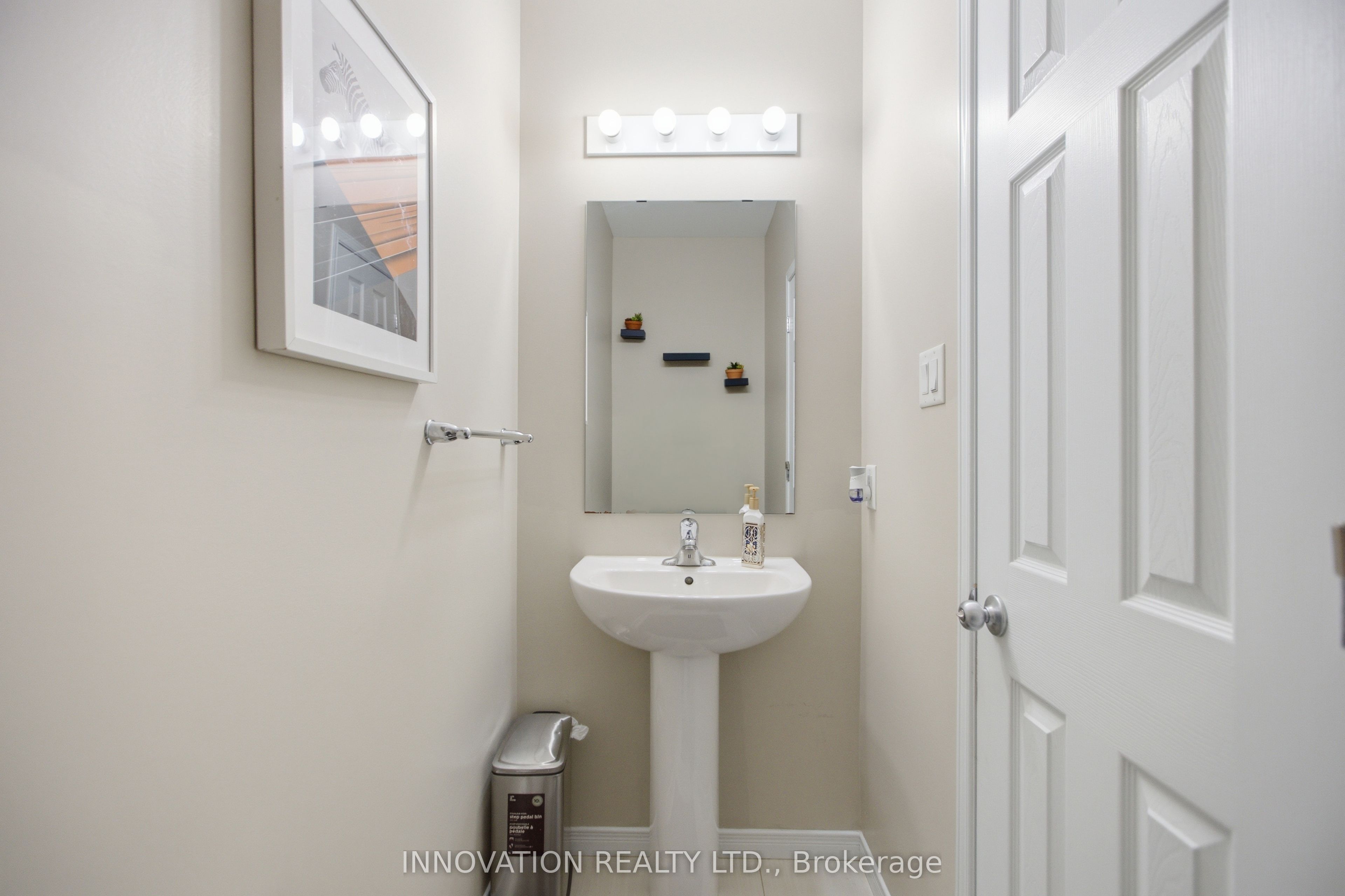 517 Dressage Avenue, Kanata, ON K2V 0C8 photo 4