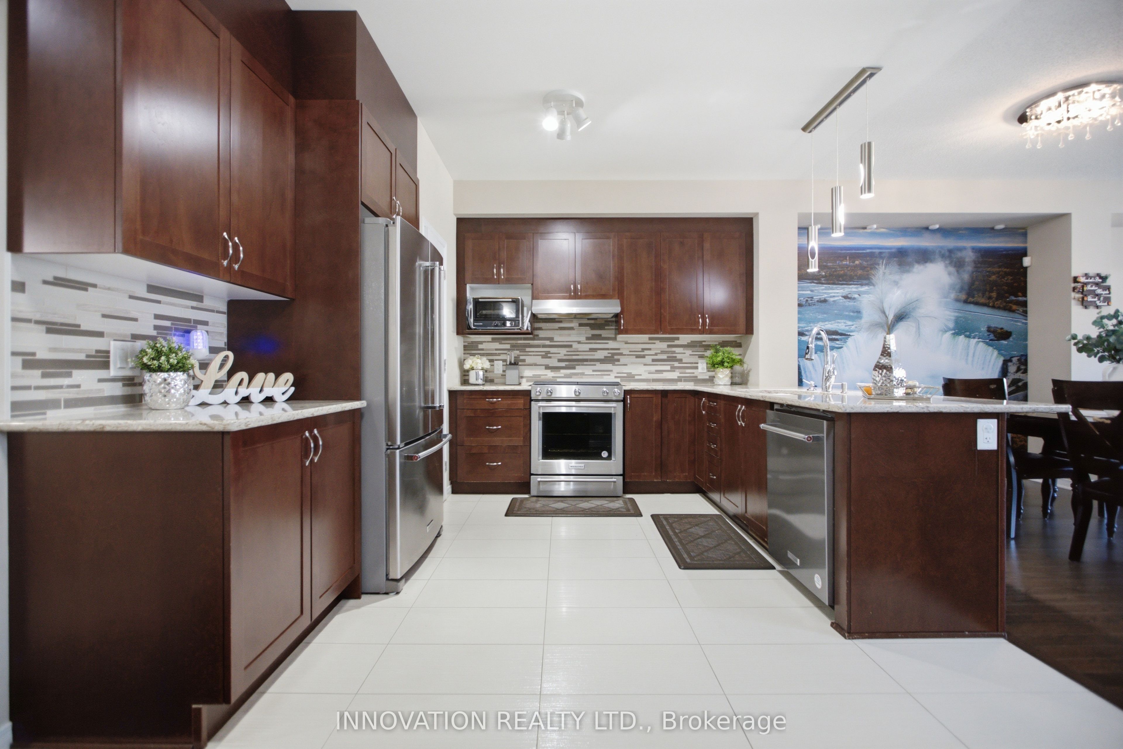 517 Dressage Avenue, Kanata, ON K2V 0C8 photo 5
