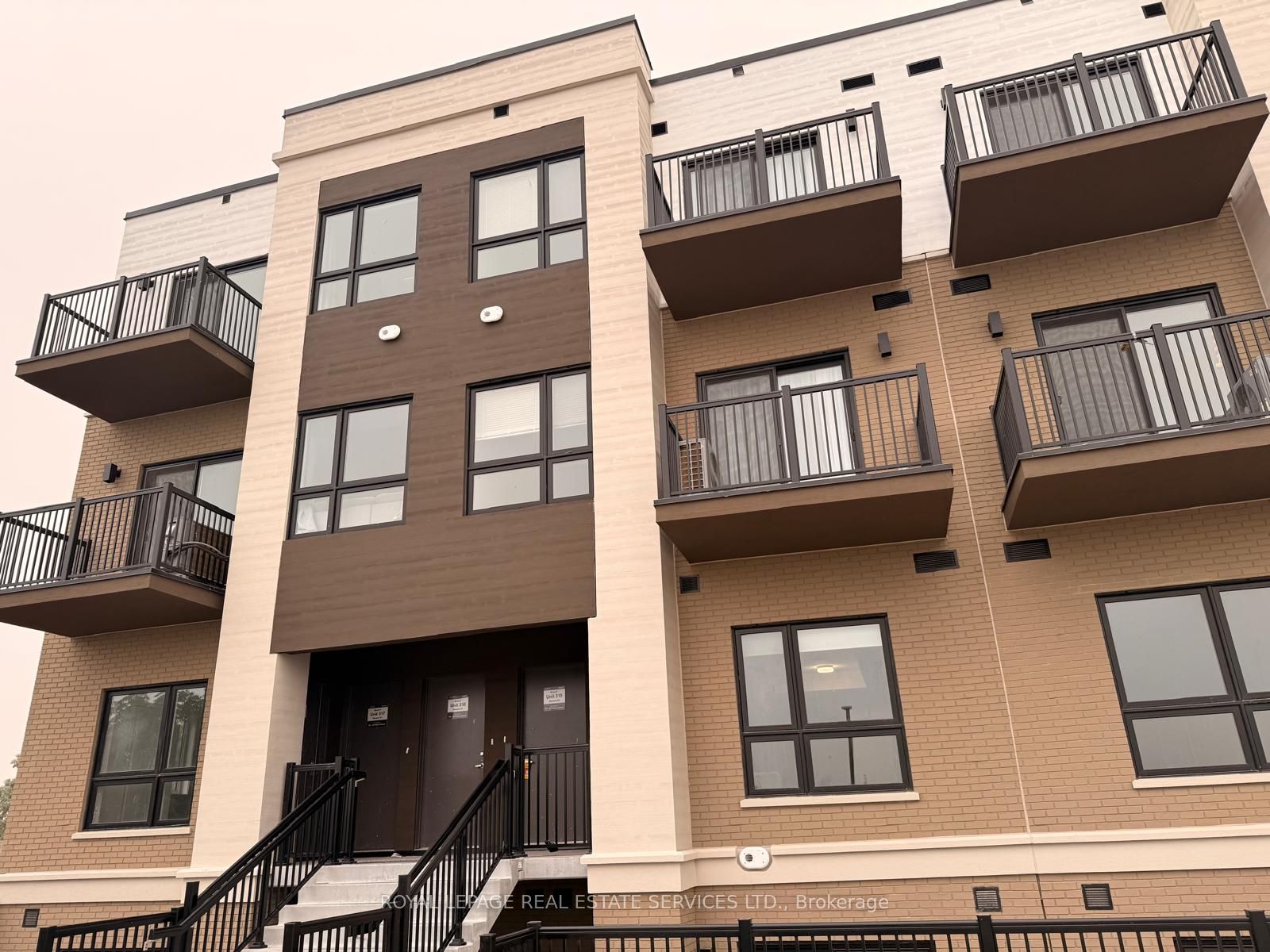 P6-25 Palace Street 320, Kitchener, ON N2E 0L3