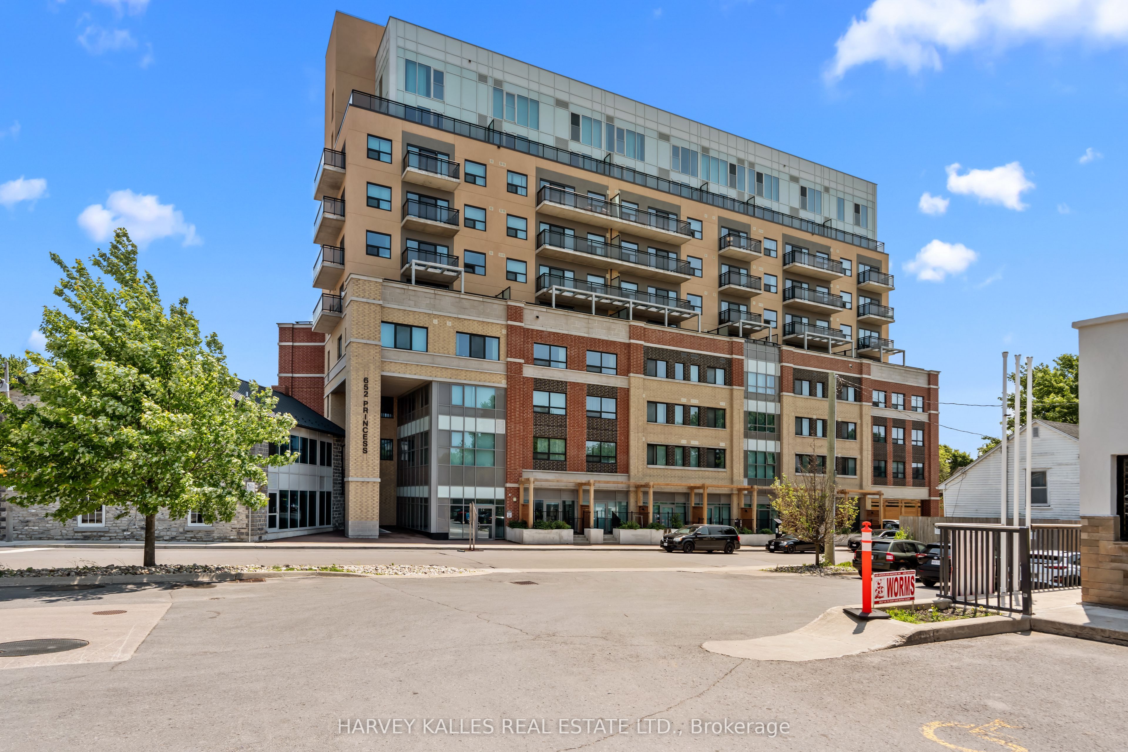 652 Princess Street 237, Kingston, ON K7L 1E5