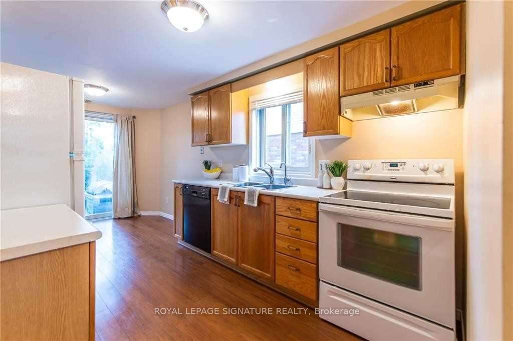 426 Downsview Place, Waterloo, ON N2K 3T9 photo 5