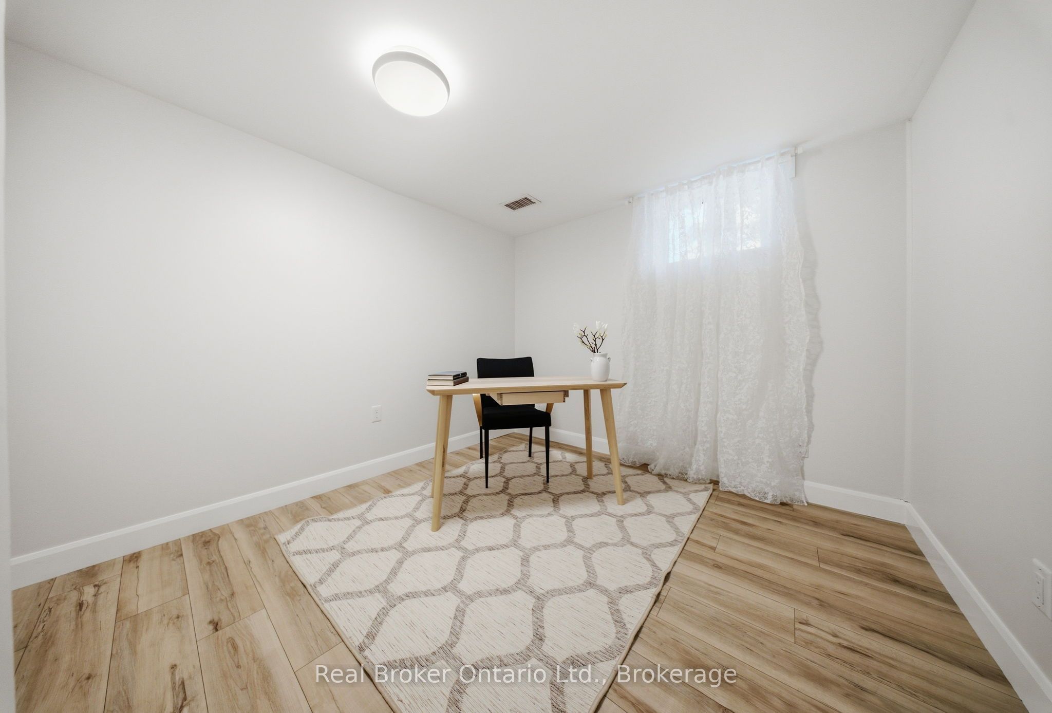 80 Jackson Avenue, Kitchener, ON N2H 3P1