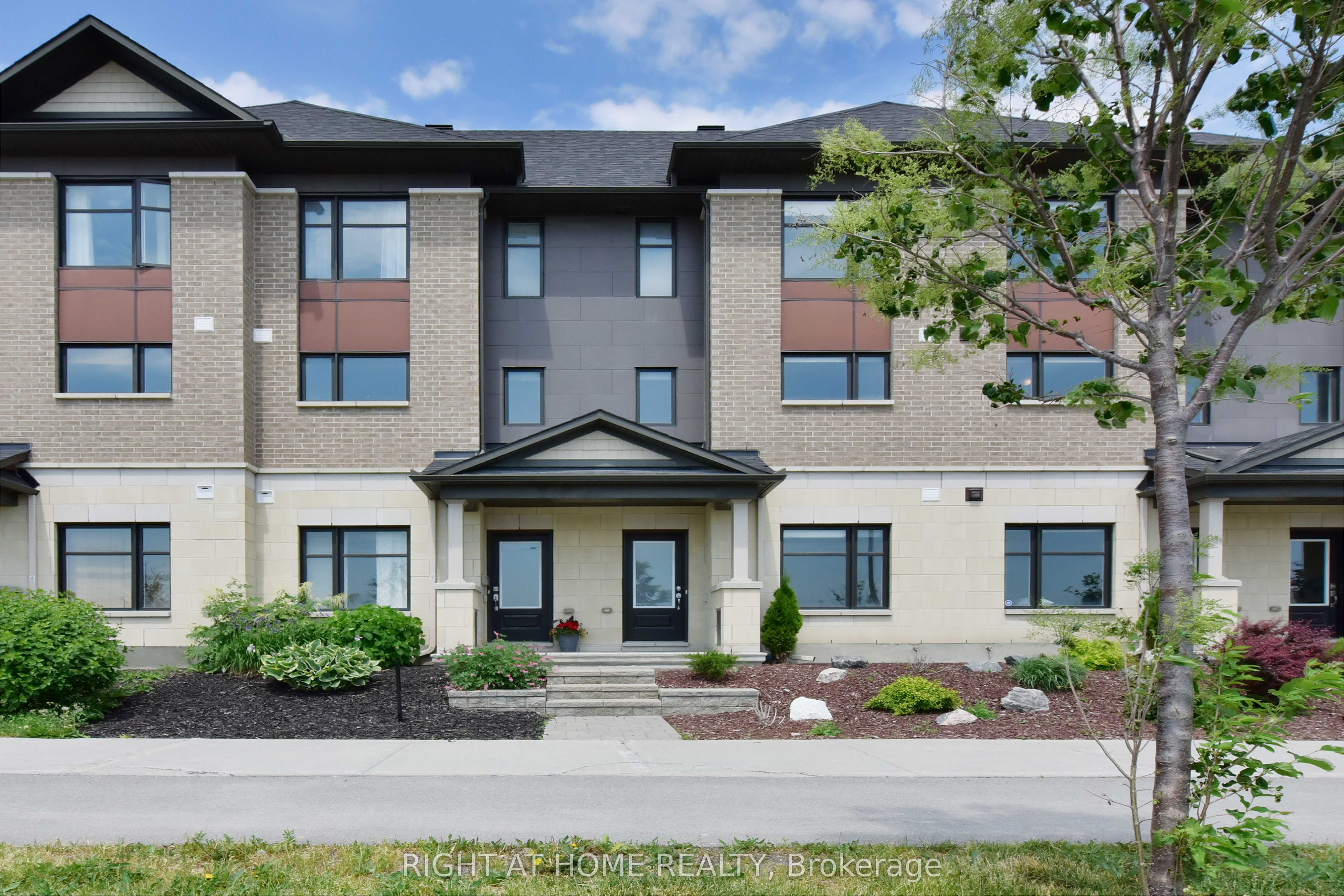 520 SILVERTIP Lane, Kanata, ON K2T 0H7