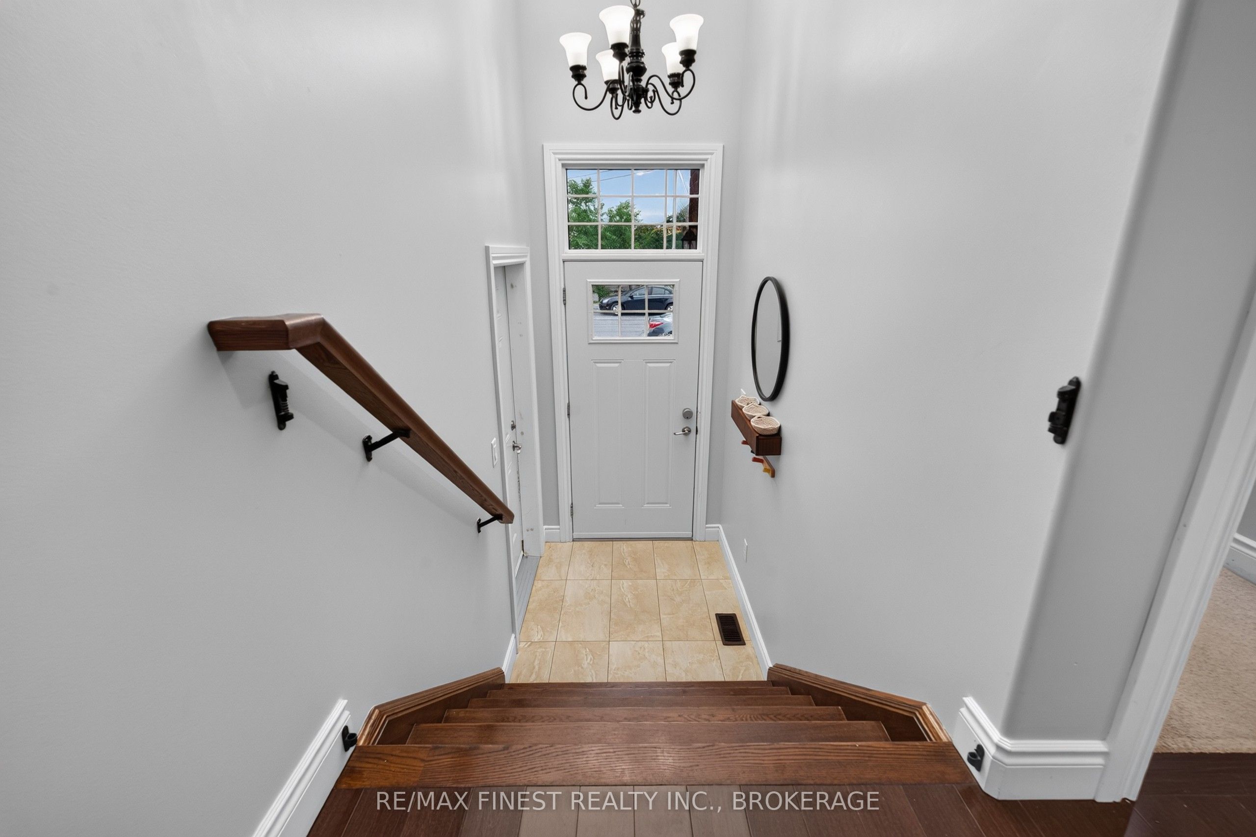 28 Park Crescent, Loyalist, ON K7N 0C2 photo 2