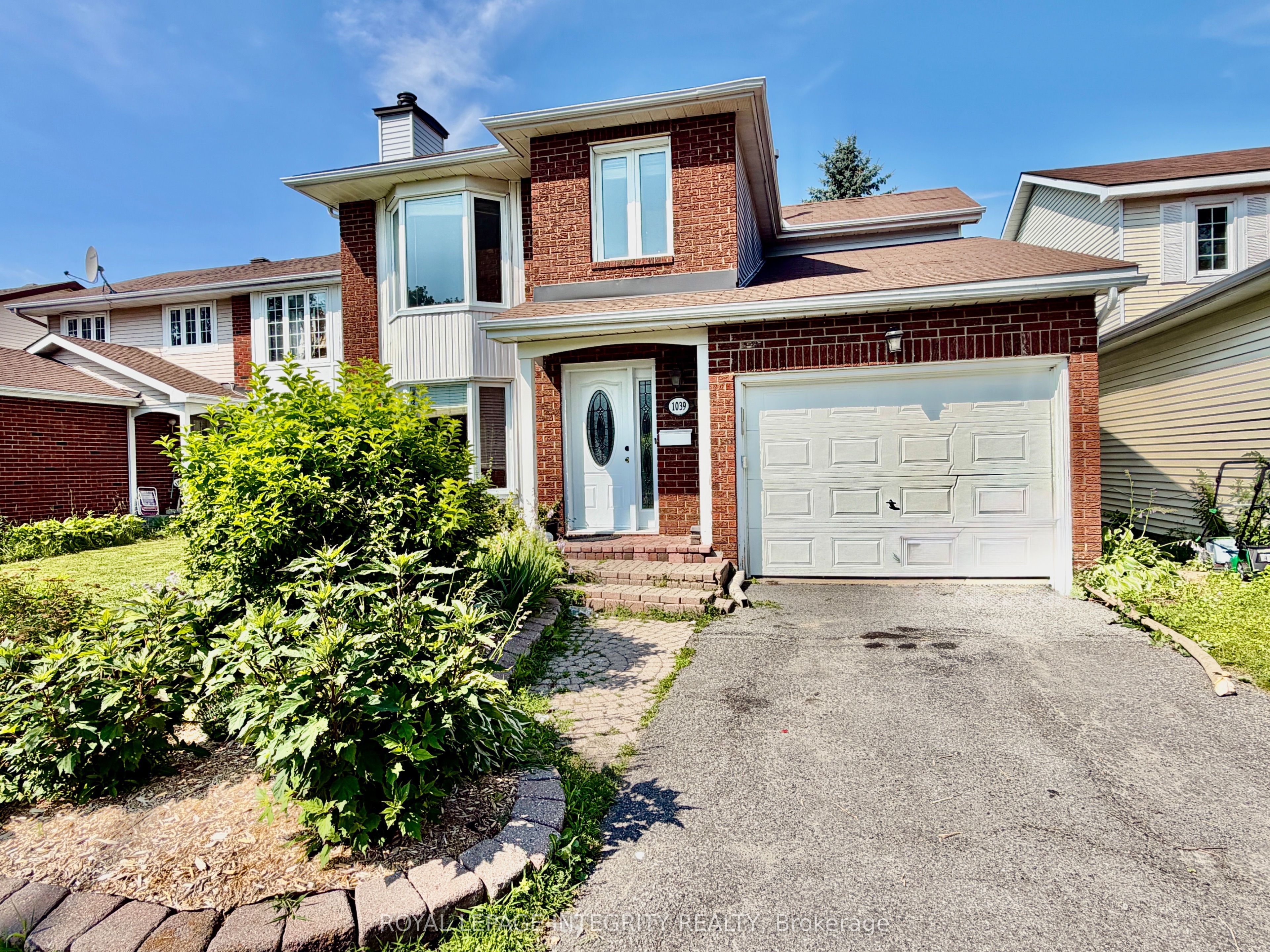 1039 Karsh Drive, Hunt Club - South Keys and Area, ON K1G 4N2 photo 2