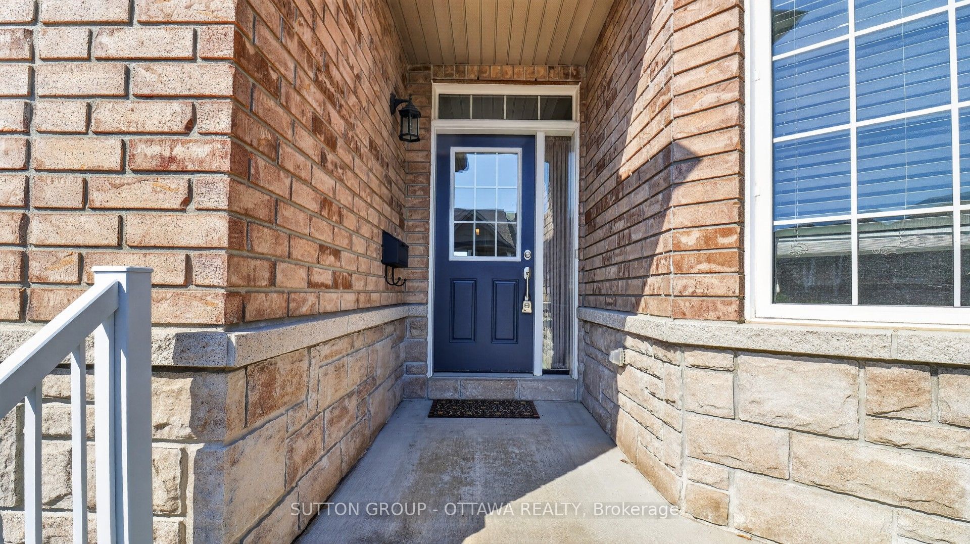 104 Passageway Private, Kanata, ON K2M 1H6 photo 5
