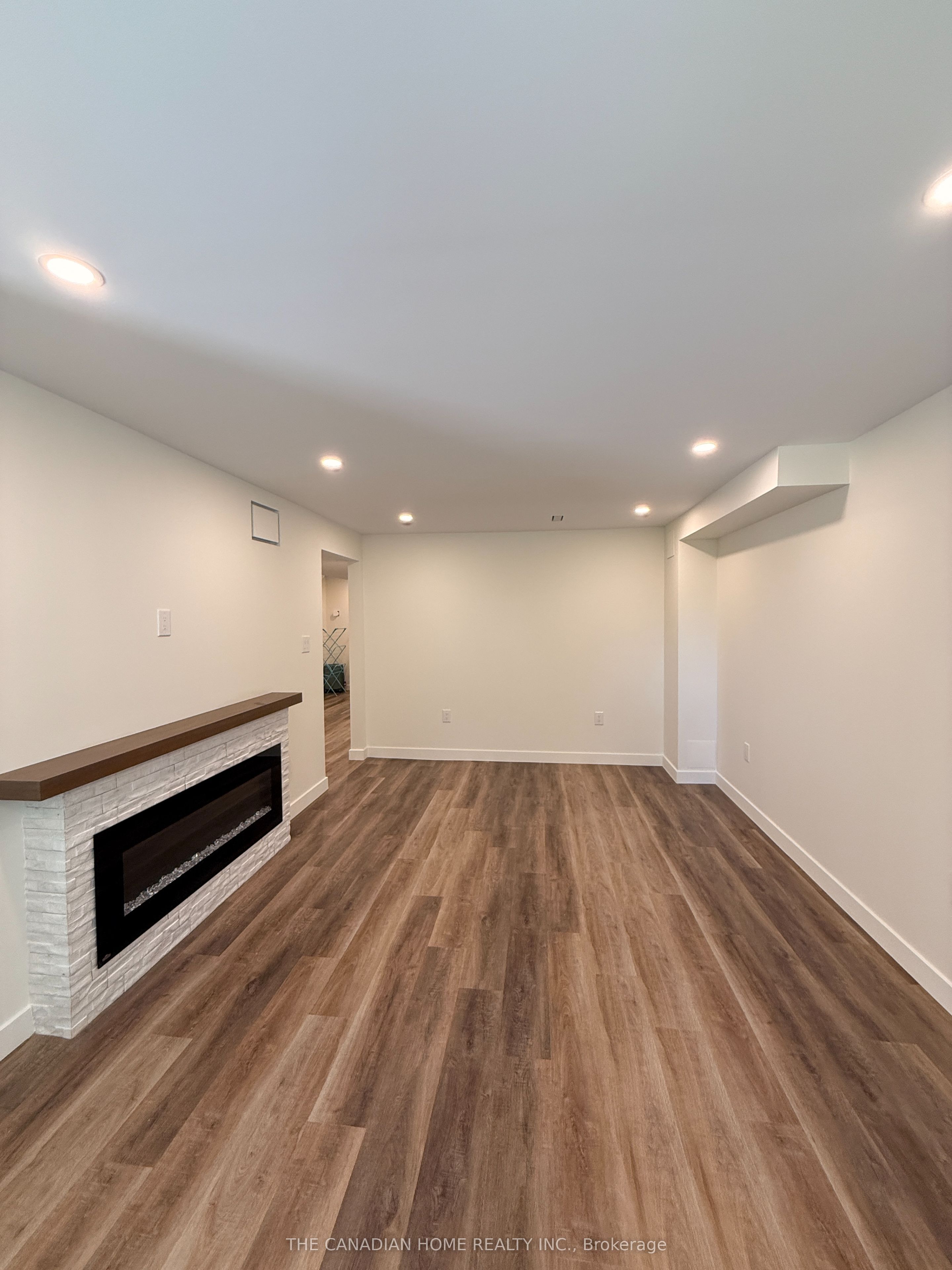 31 Brenlyn Court Lower, Hamilton, ON L9C 4N8 photo 4