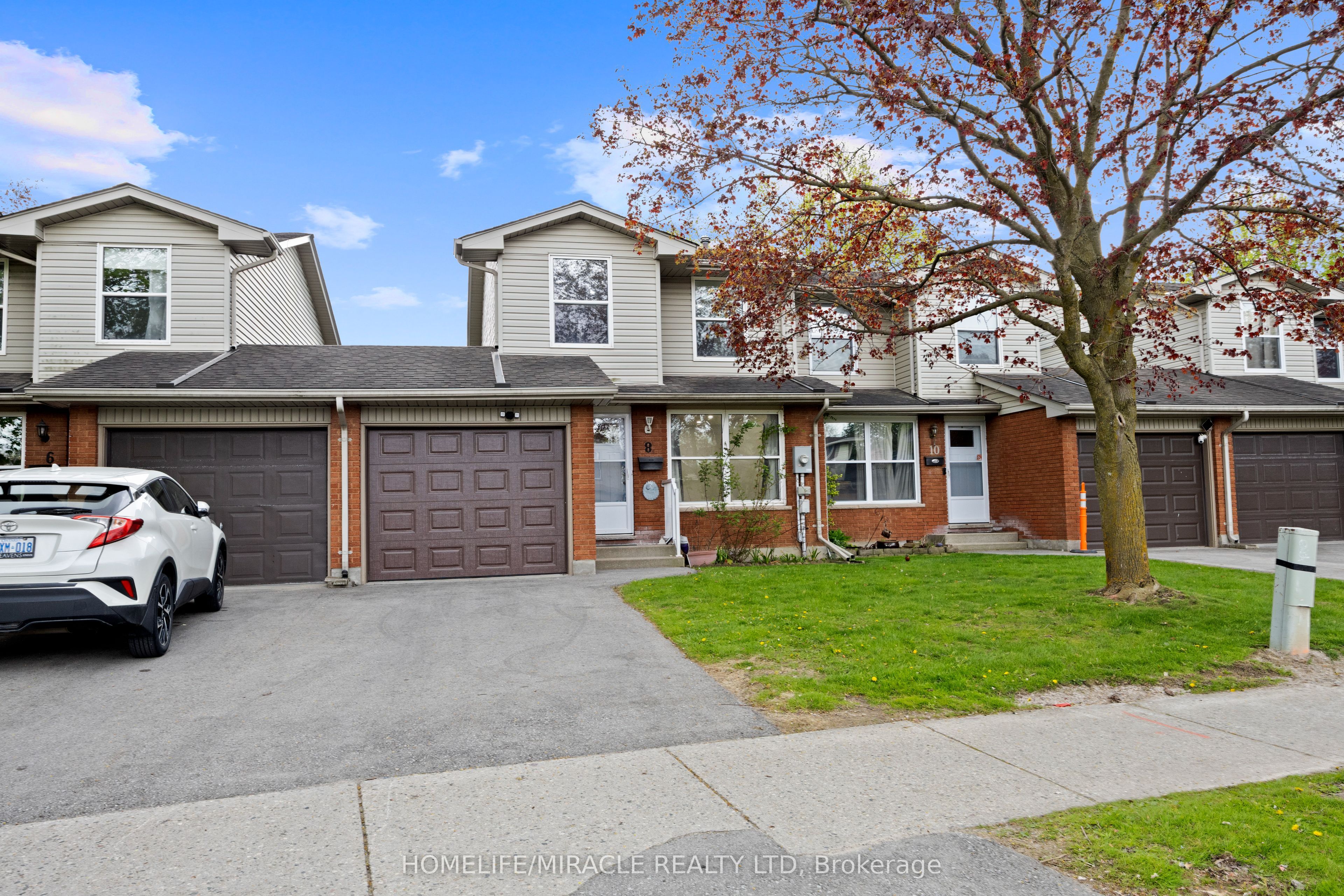 1250 Jalna Boulevard 8, London South, ON N6E 2W4