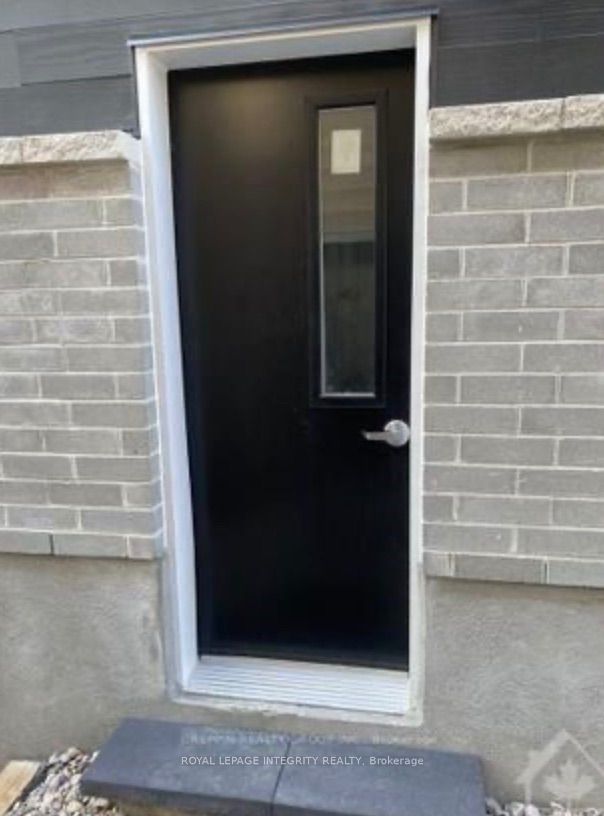 1400 Mayview Avenue Basement, Carlington - Central Park, ON K1Z 8H7 photo 2