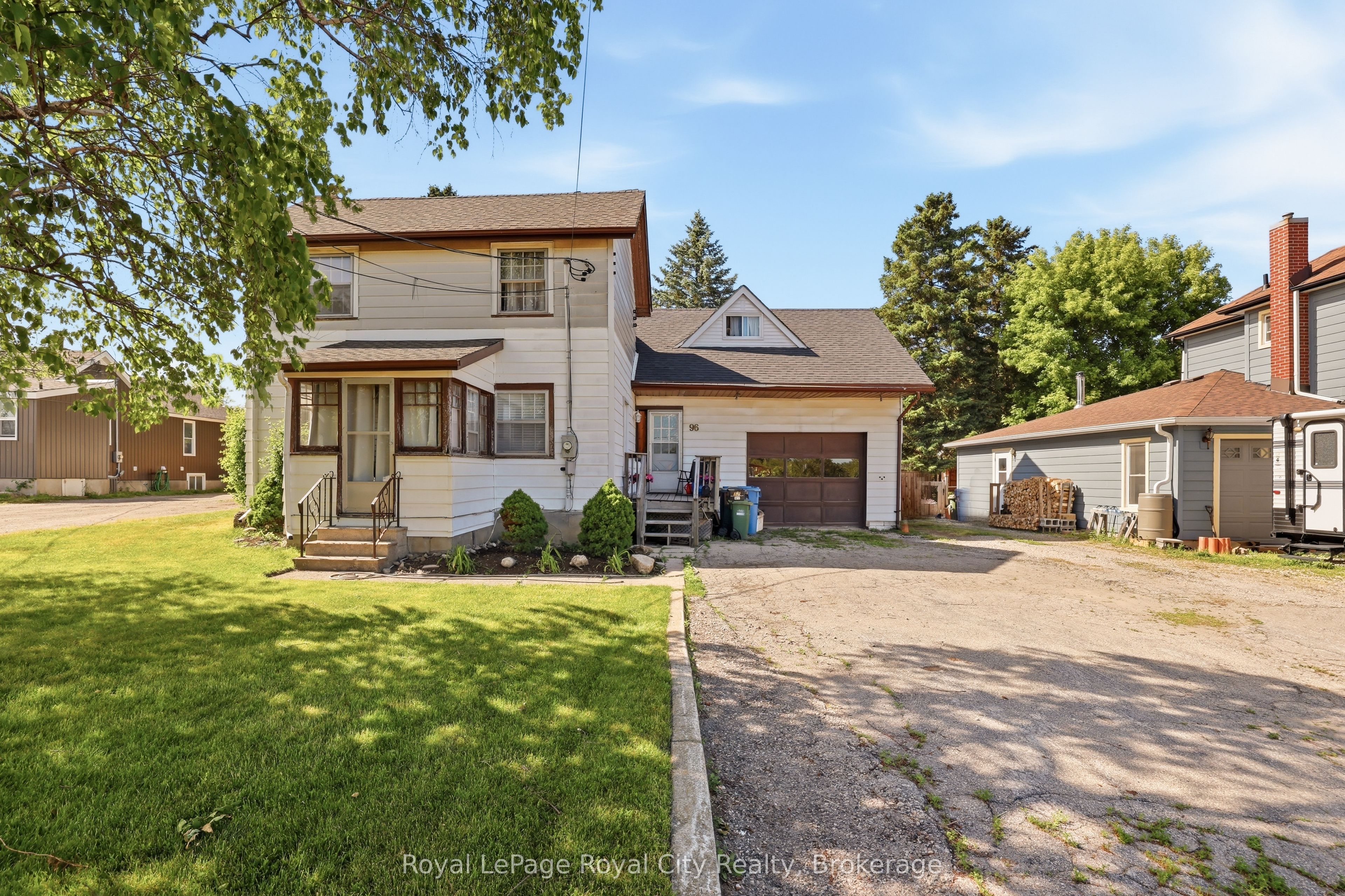 96 Beaumont Crescent, Guelph, ON N1E 6B1 photo 2