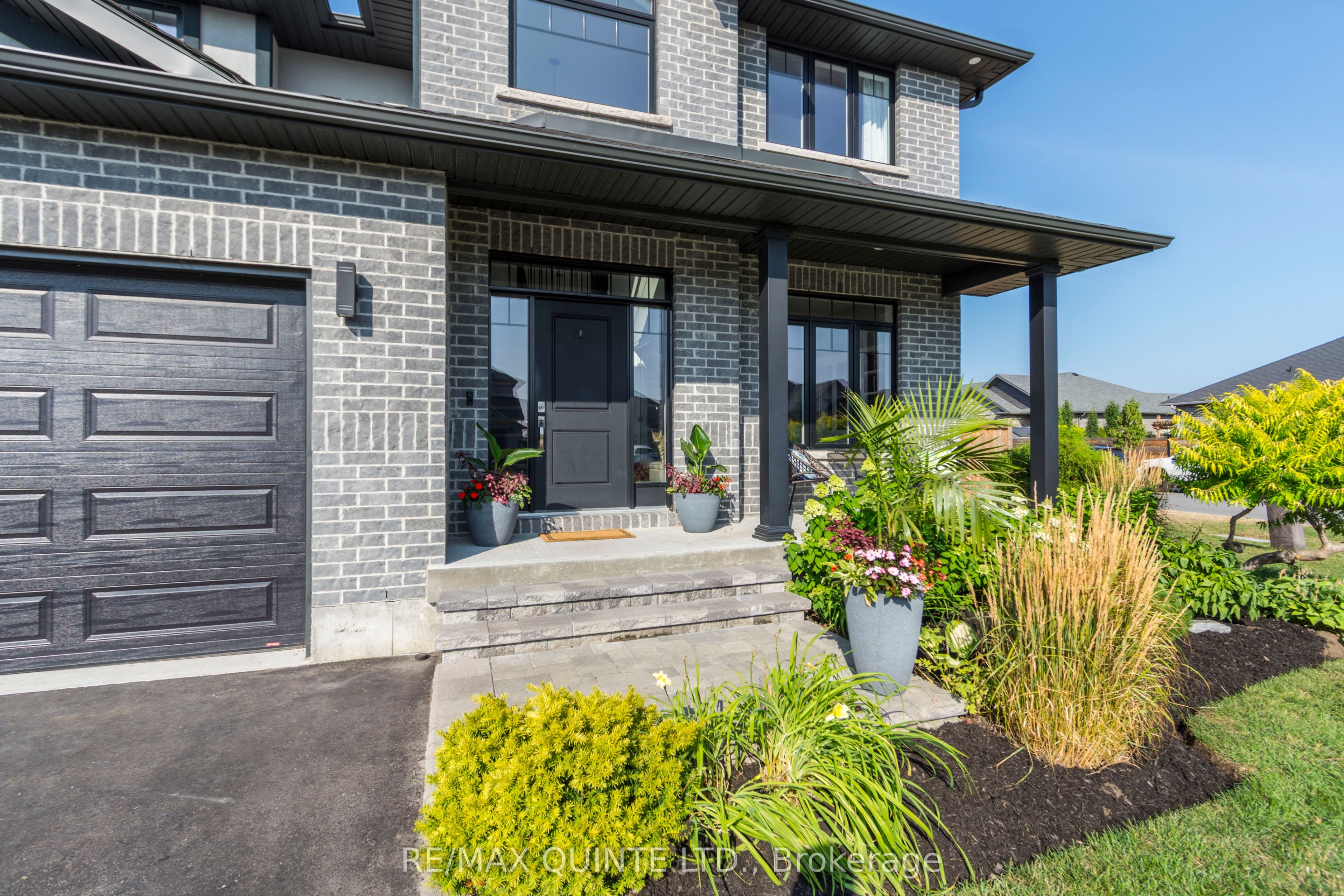 104 Hampton Ridge Drive, Belleville, ON K8N 0E6 photo 5