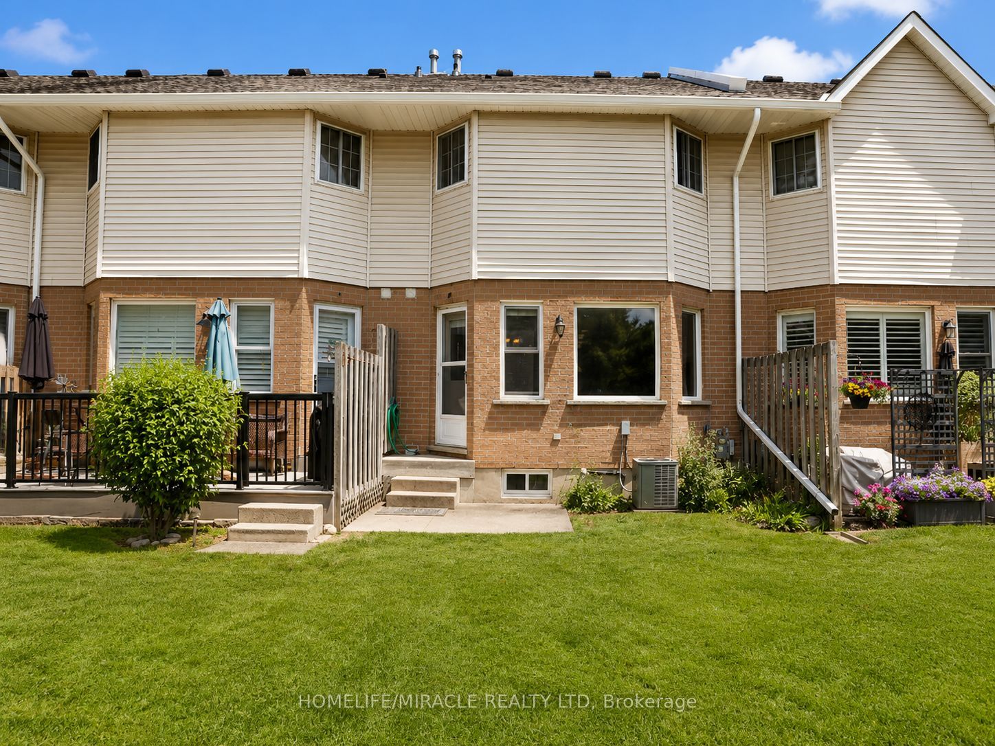 10 Holborn Court 38, Kitchener, ON N2A 3Y9 photo 2