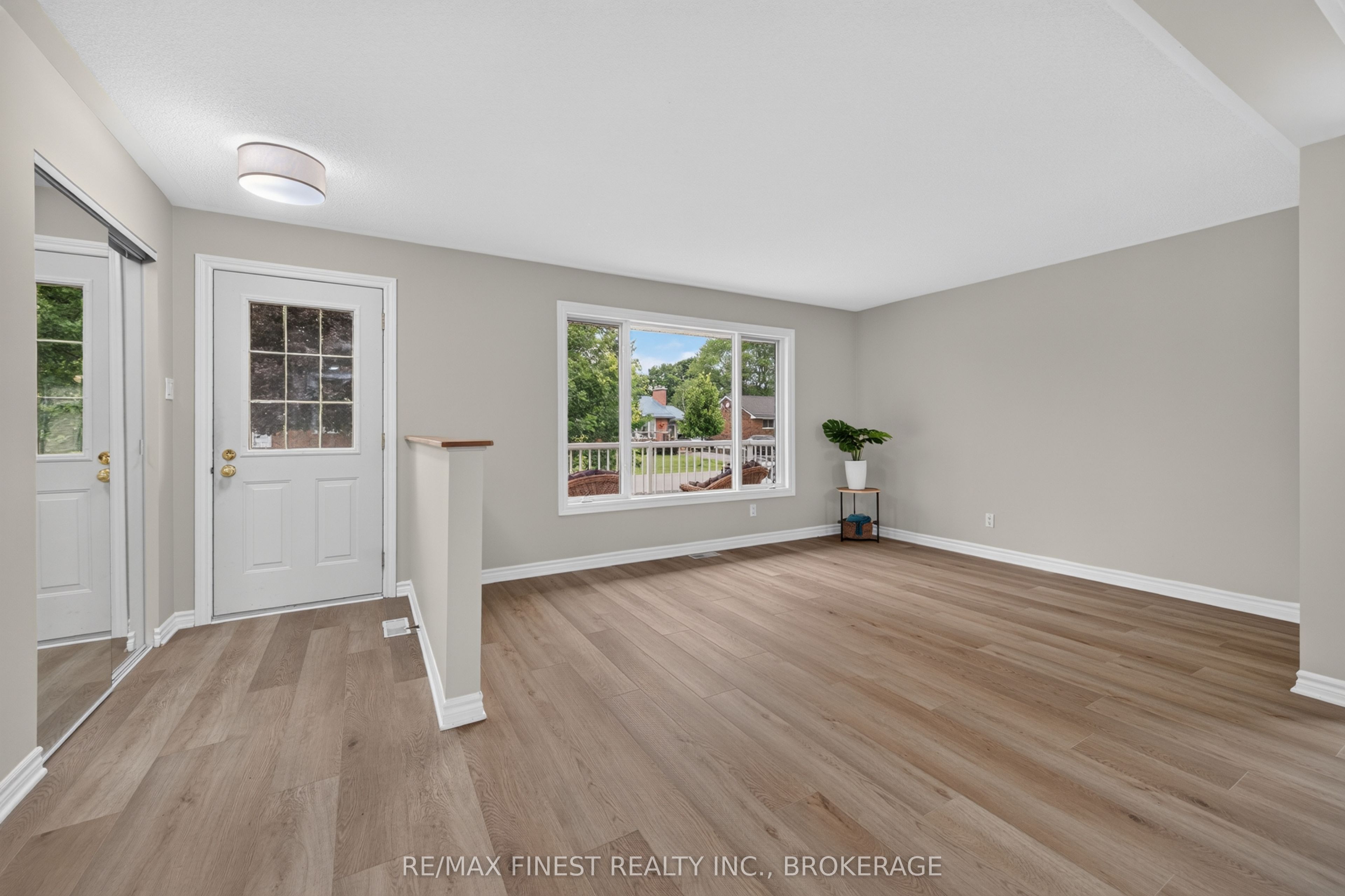 145 Elmwood Drive, Gananoque, ON K7G 1P2 photo 5