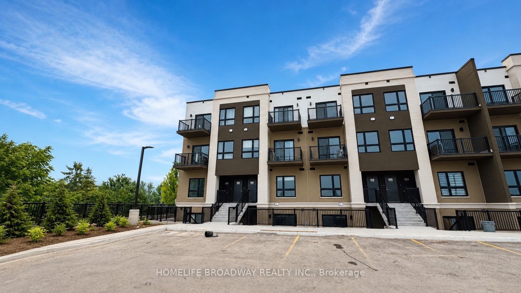 25 Palace Street P9, Kitchener, ON N2E 0L3