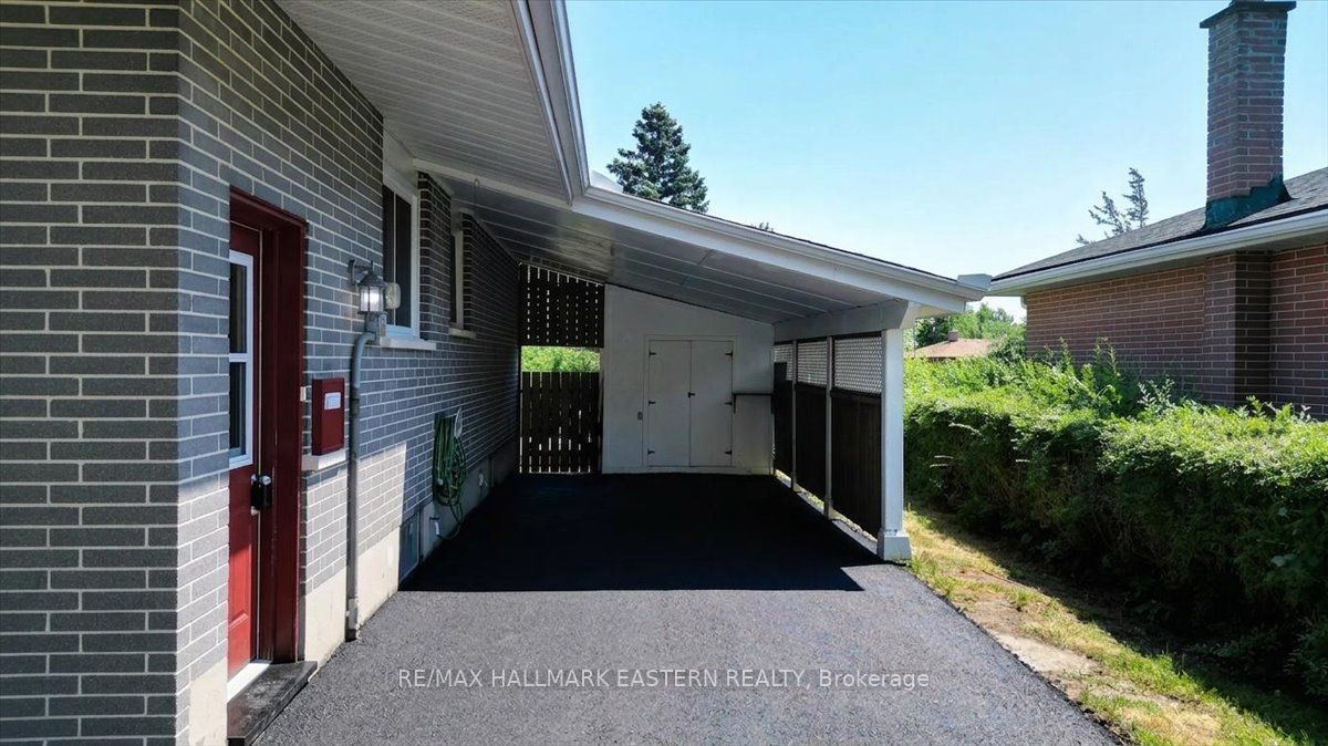 1194 Milburn Street, Peterborough, ON K9H 6P2 photo 4