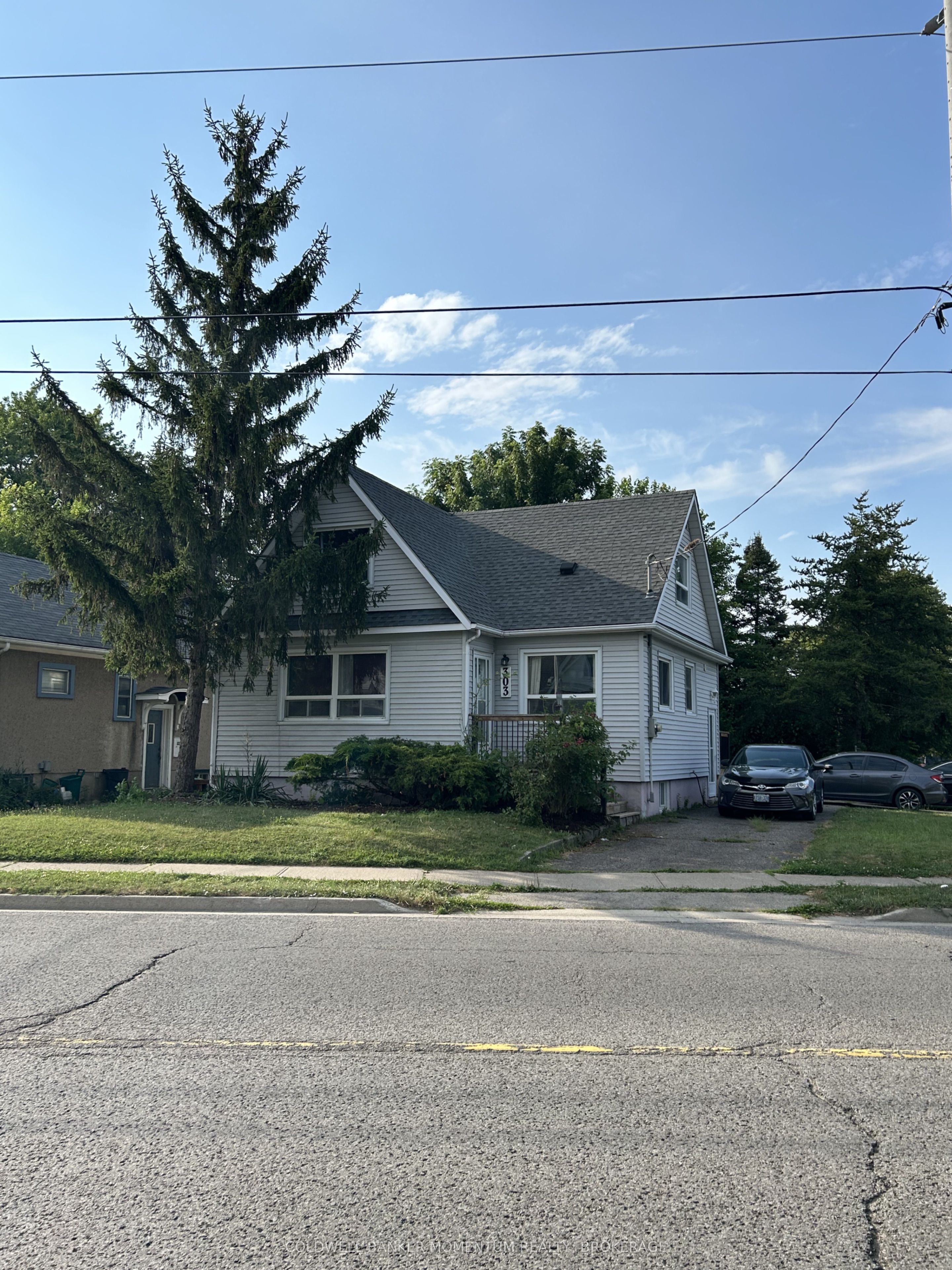303 Carlton Street 2, St. Catharines, ON L2N 1C1